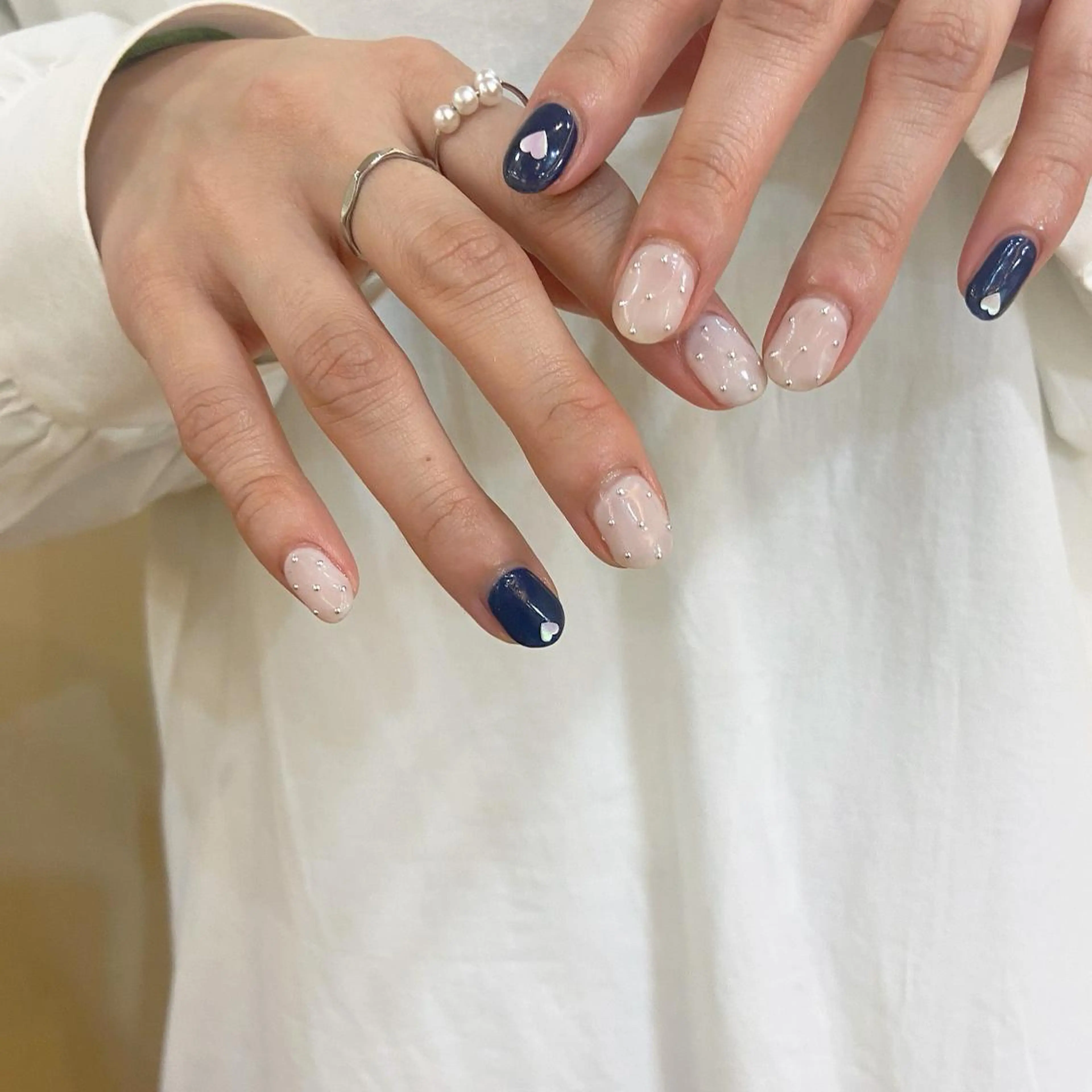 ネイル ハンドネイル 𝕄𝕚𝕪𝕦🤍 自由が丘⌇パラジェルのネイルデザイン