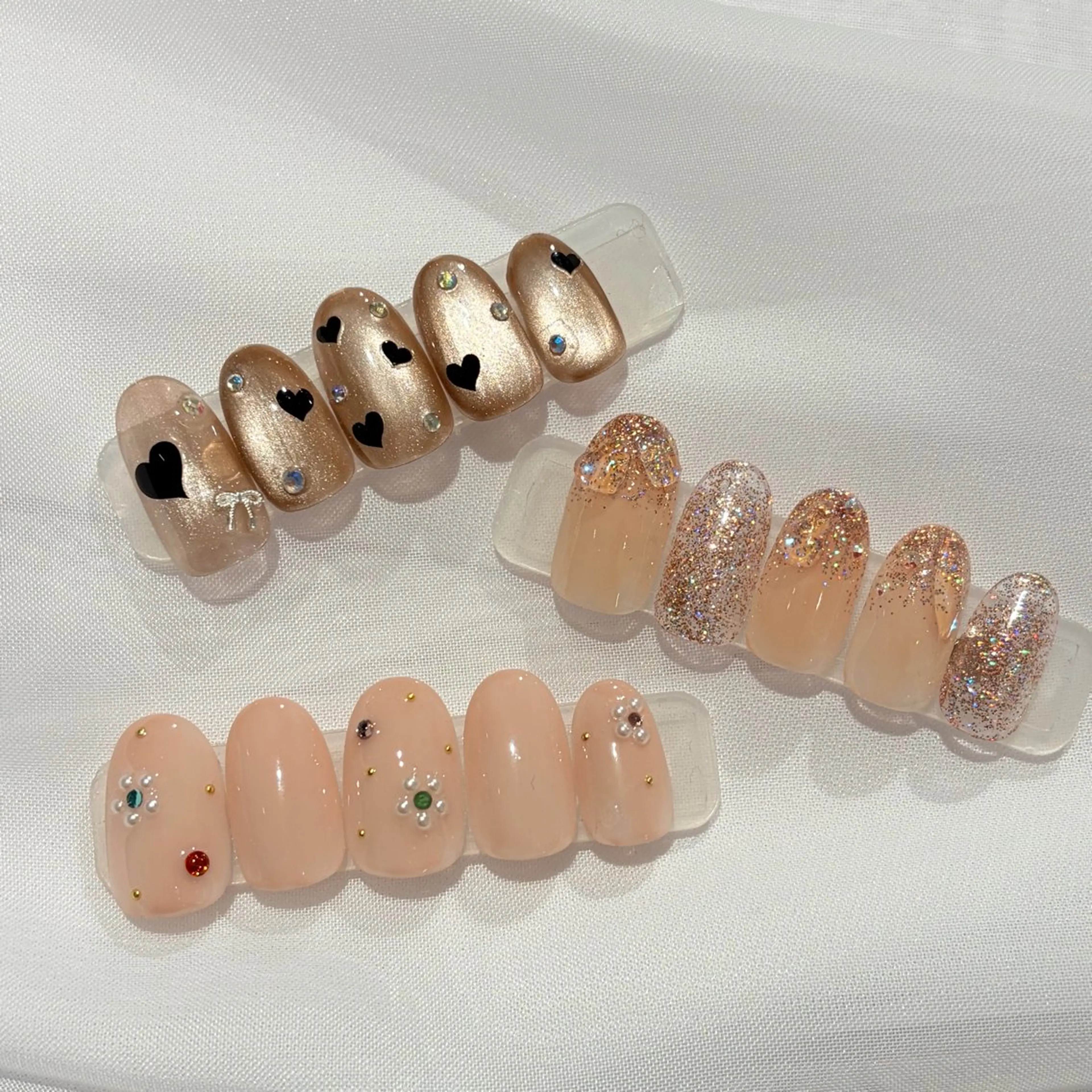 ネイル ガーリー キラキラネイル みなみ❤︎ジャニオタ ネイリスト/堺筋本町のネイルデザイン