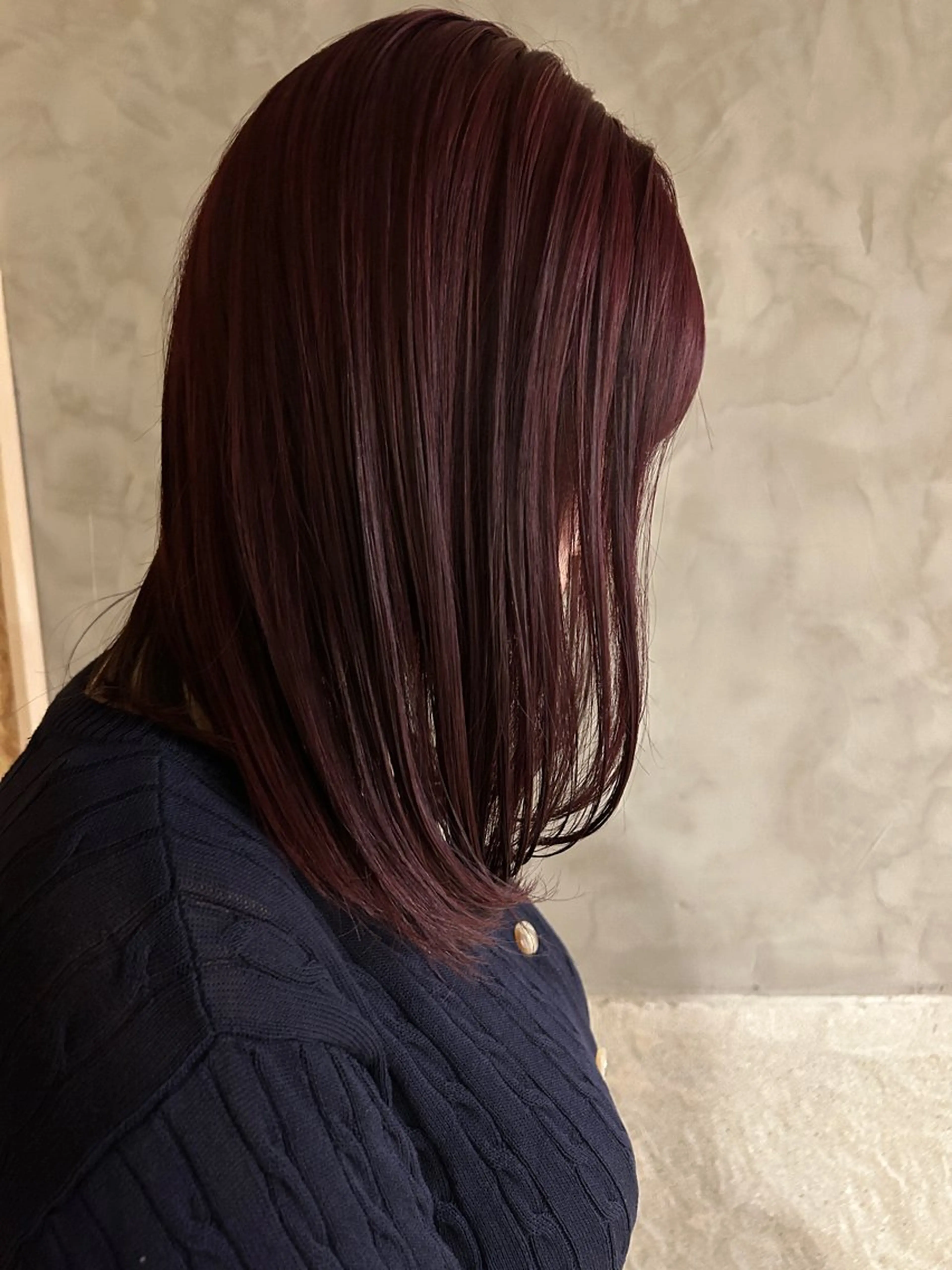 セミロング カラー ブリーチ バイオレットカラー カット ヘアカラー トリートメント さの あやねのヘアスタイル