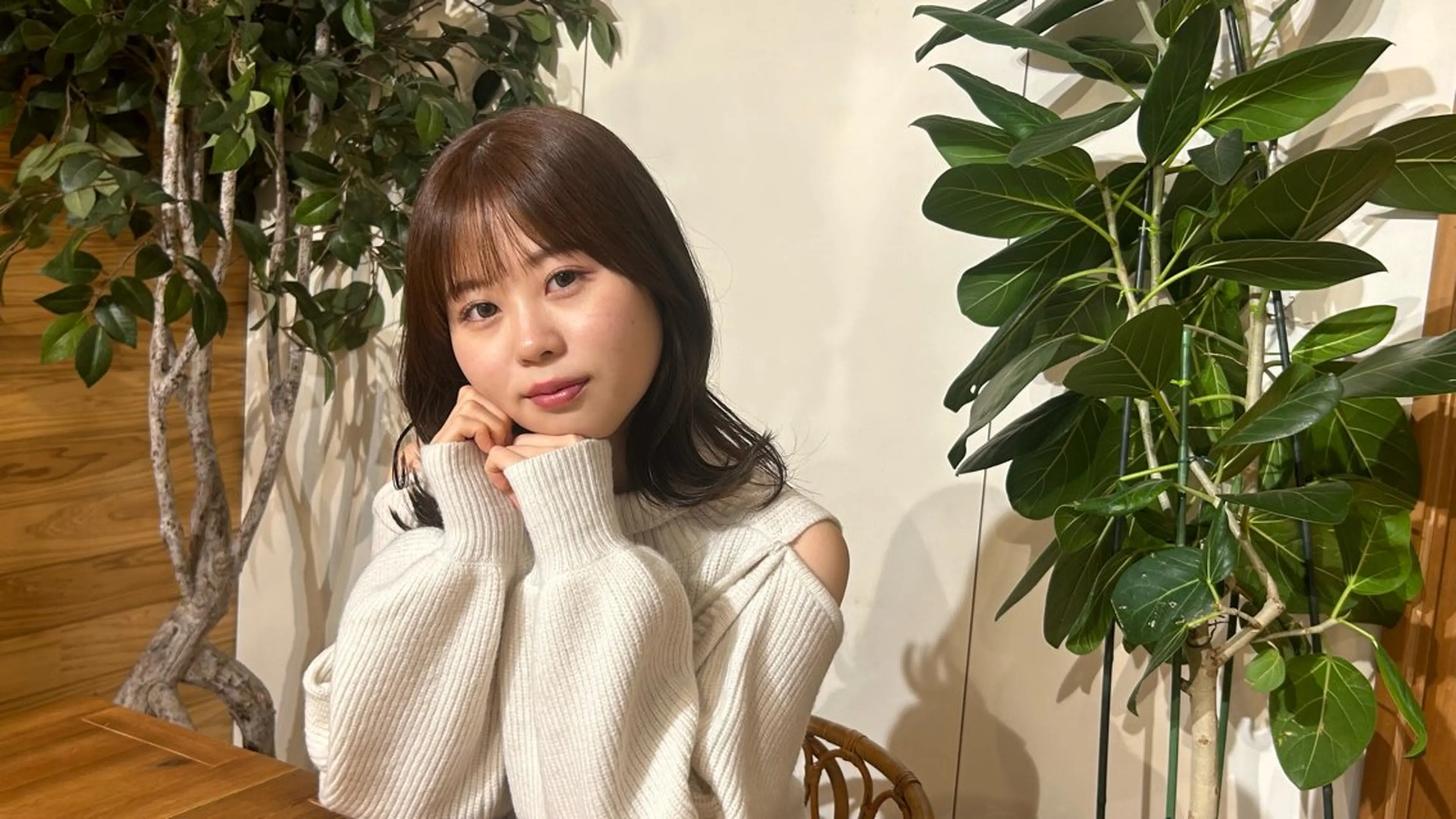 ミディアム カラー ヘアアレンジ VISUALIST所属・小倉/レイヤー/ 顔周りカット/naoのヘアスタイル