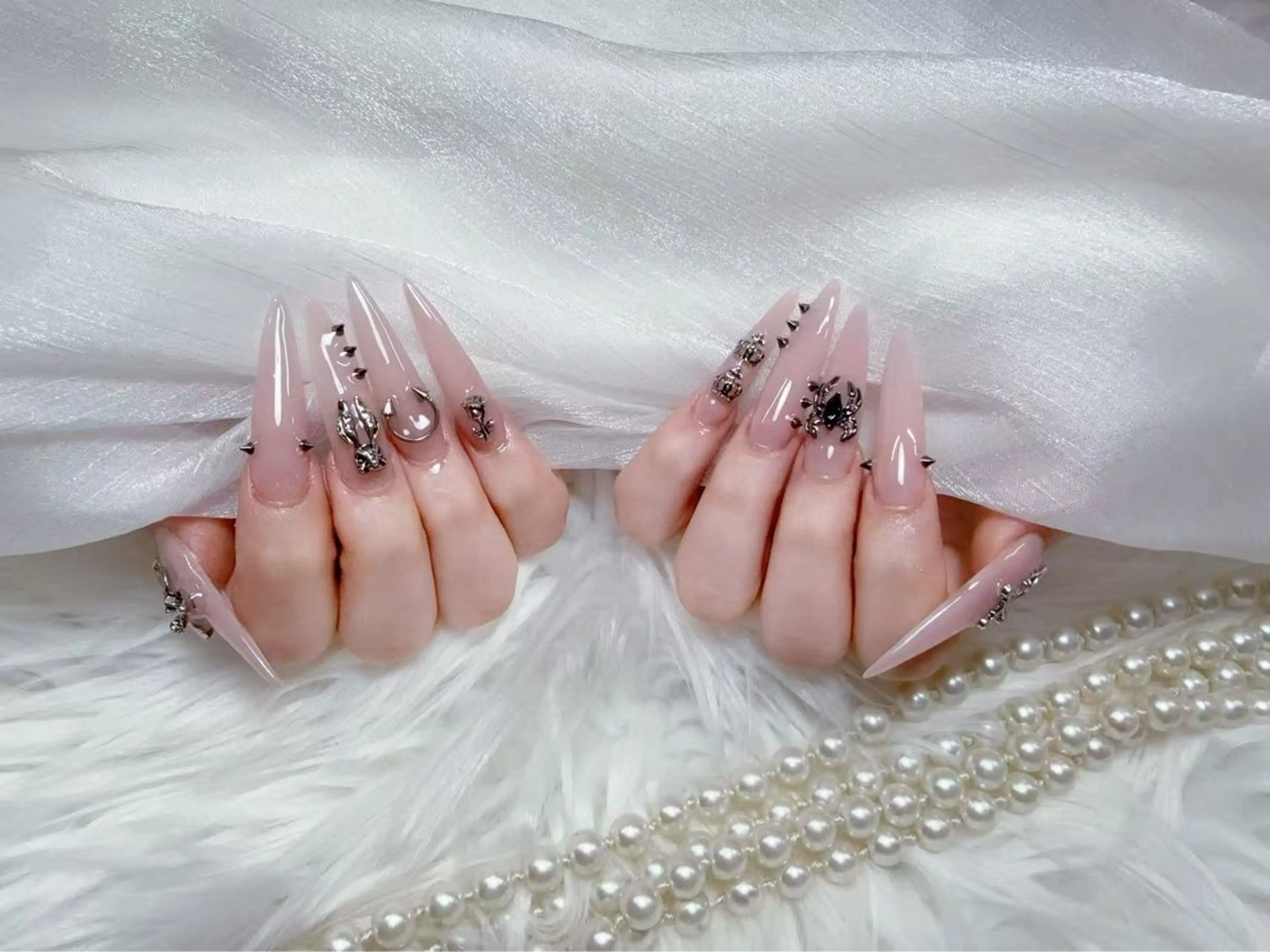 ネイル ENsalon akiのネイルデザイン