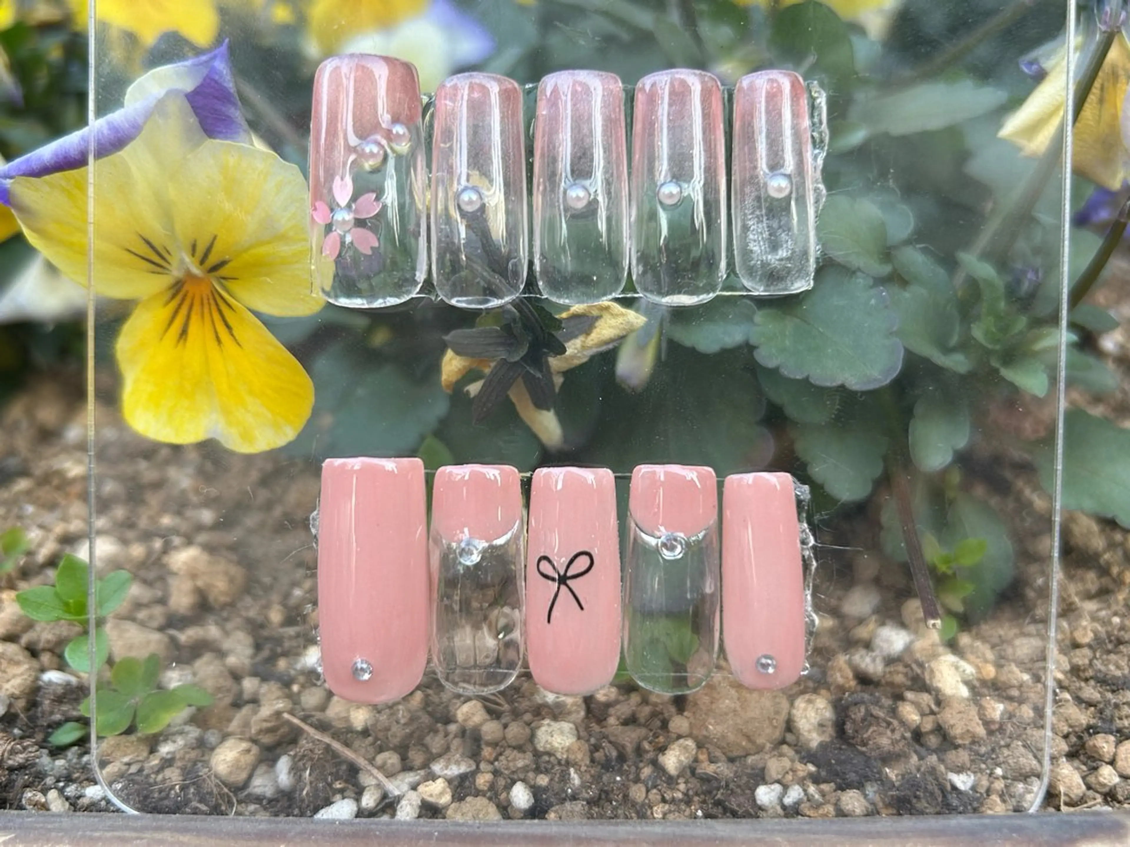 オフ込み🦋デザインネイルの写真