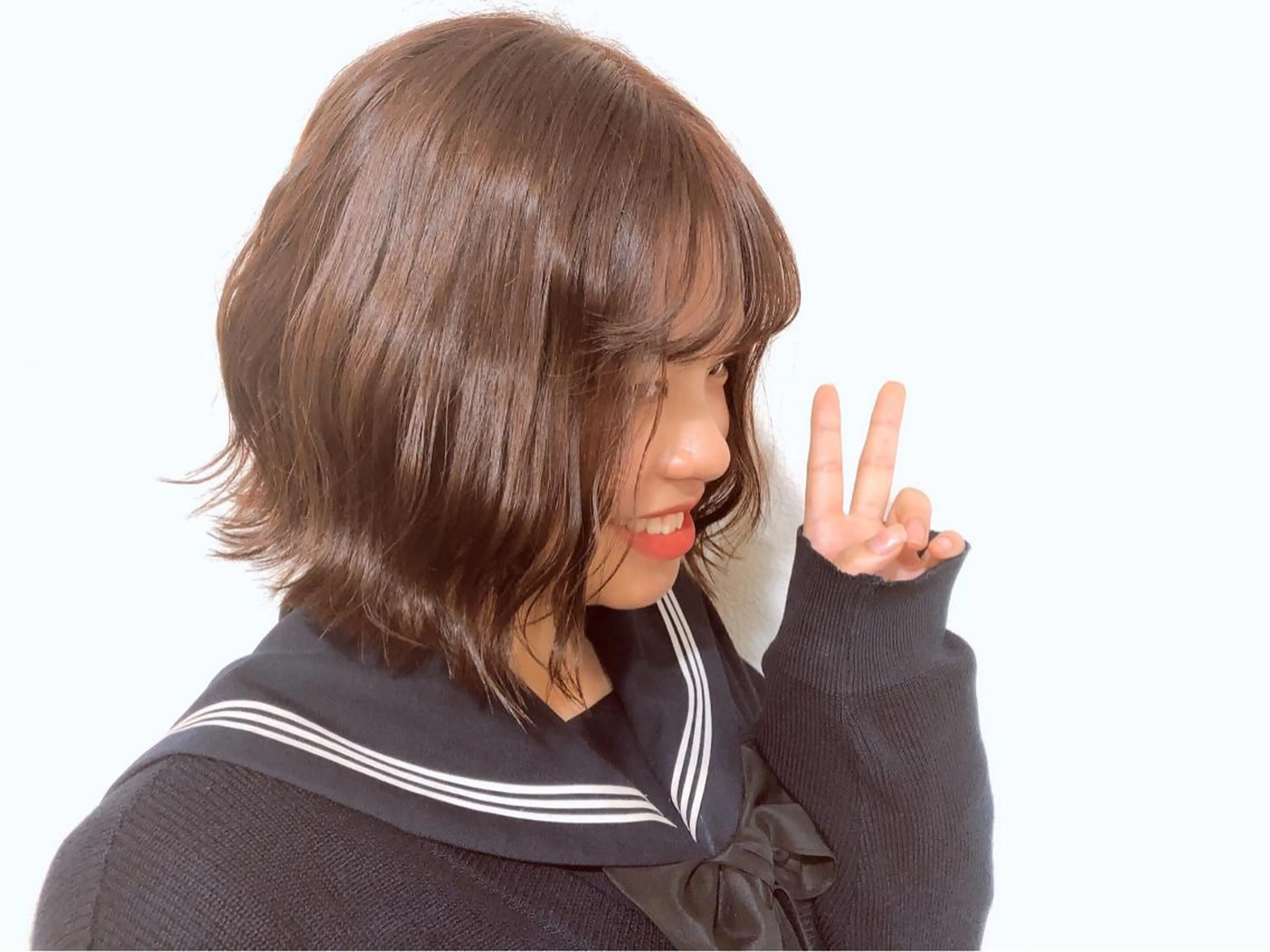 ミディアム カラー ブリーチ ブリーチなしカラー パ ルのヘアスタイル