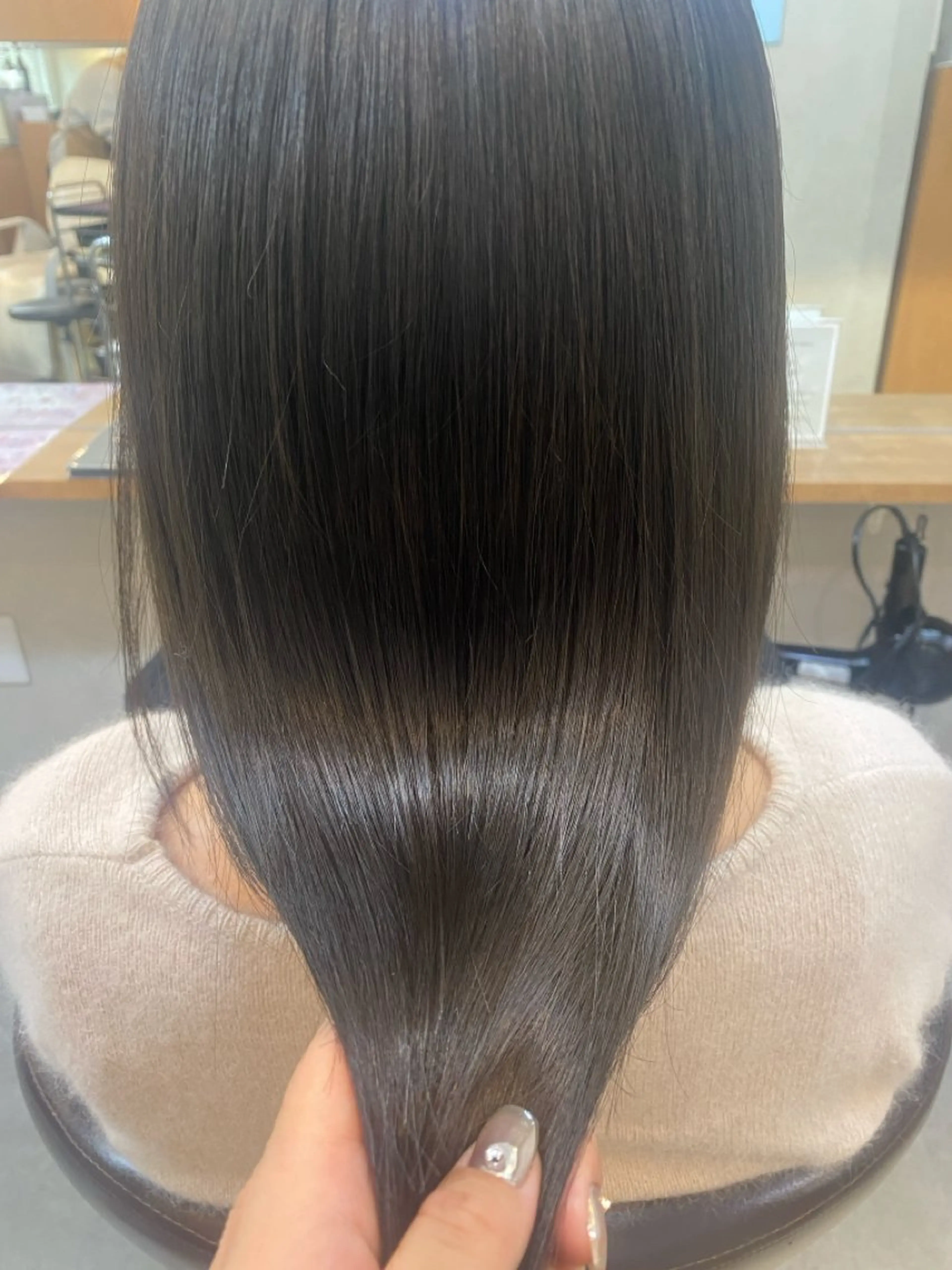 ロング アッシュ 髪質改善 トリートメント JouleSouth 佐野花苗[新宿]のヘアスタイル