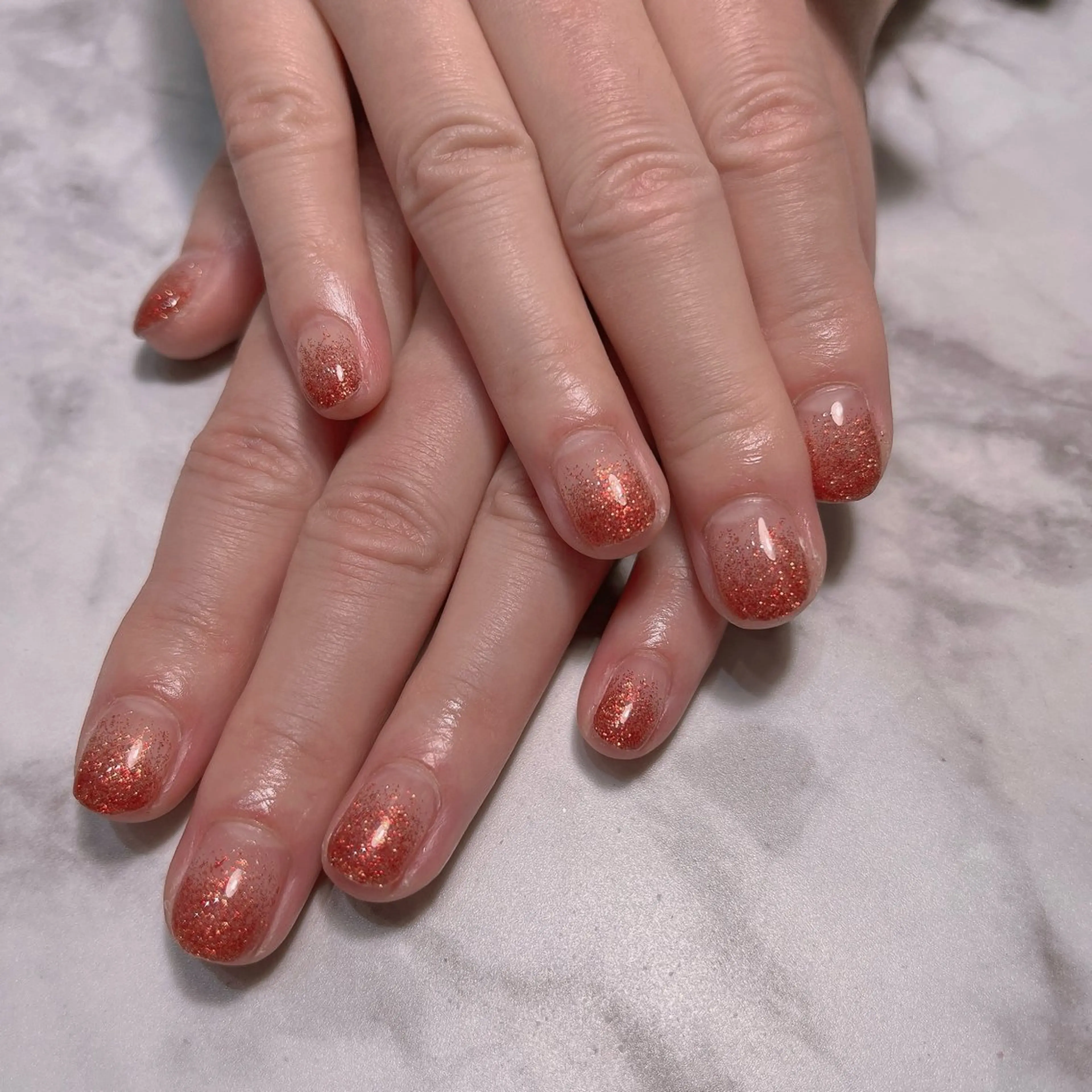 ネイル グラデーション ラメ(グリッター) ラメグラデーション NICO Saoriのネイルデザイン