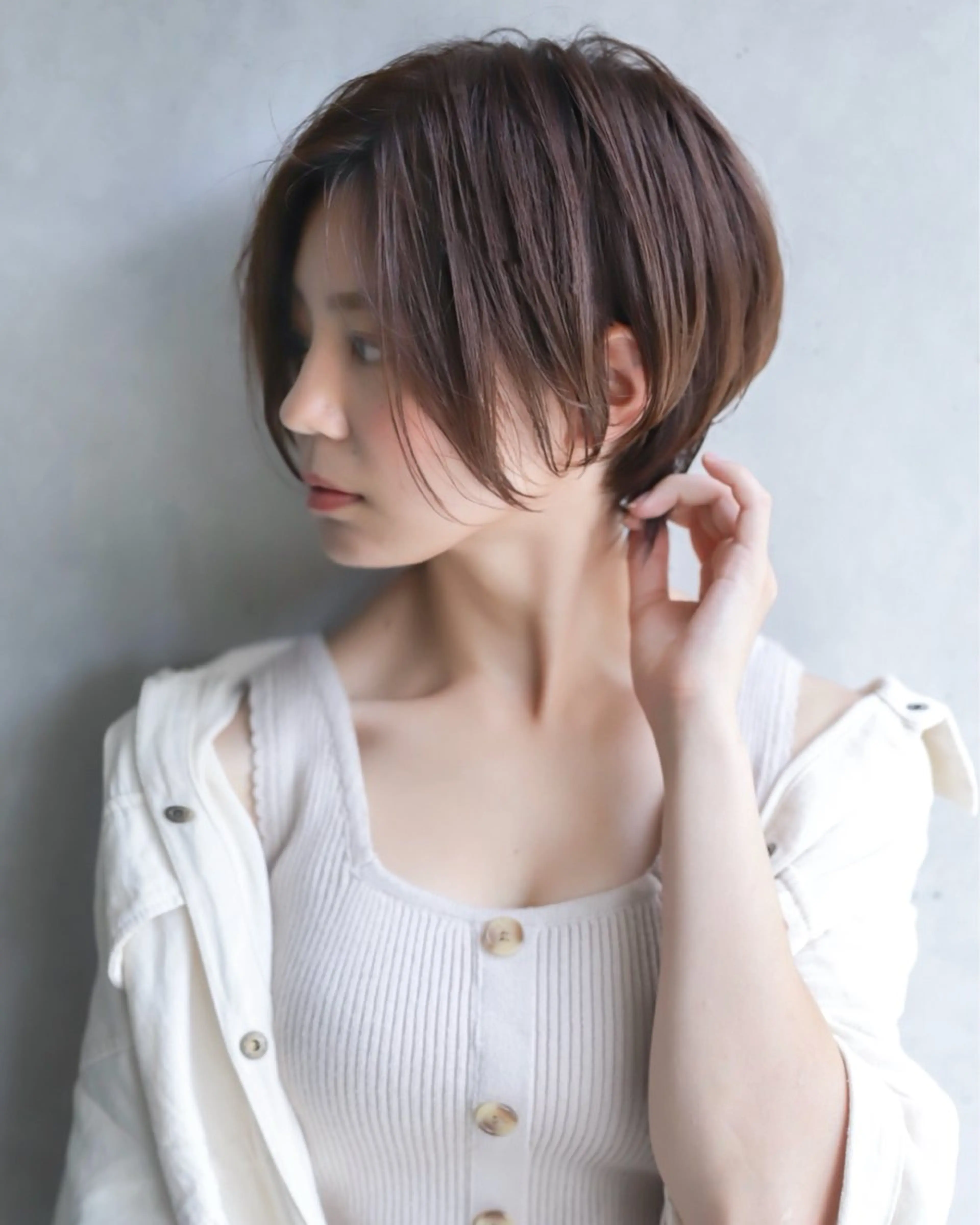 ショート カット ヘアカラー 辻口 俊のヘアスタイル