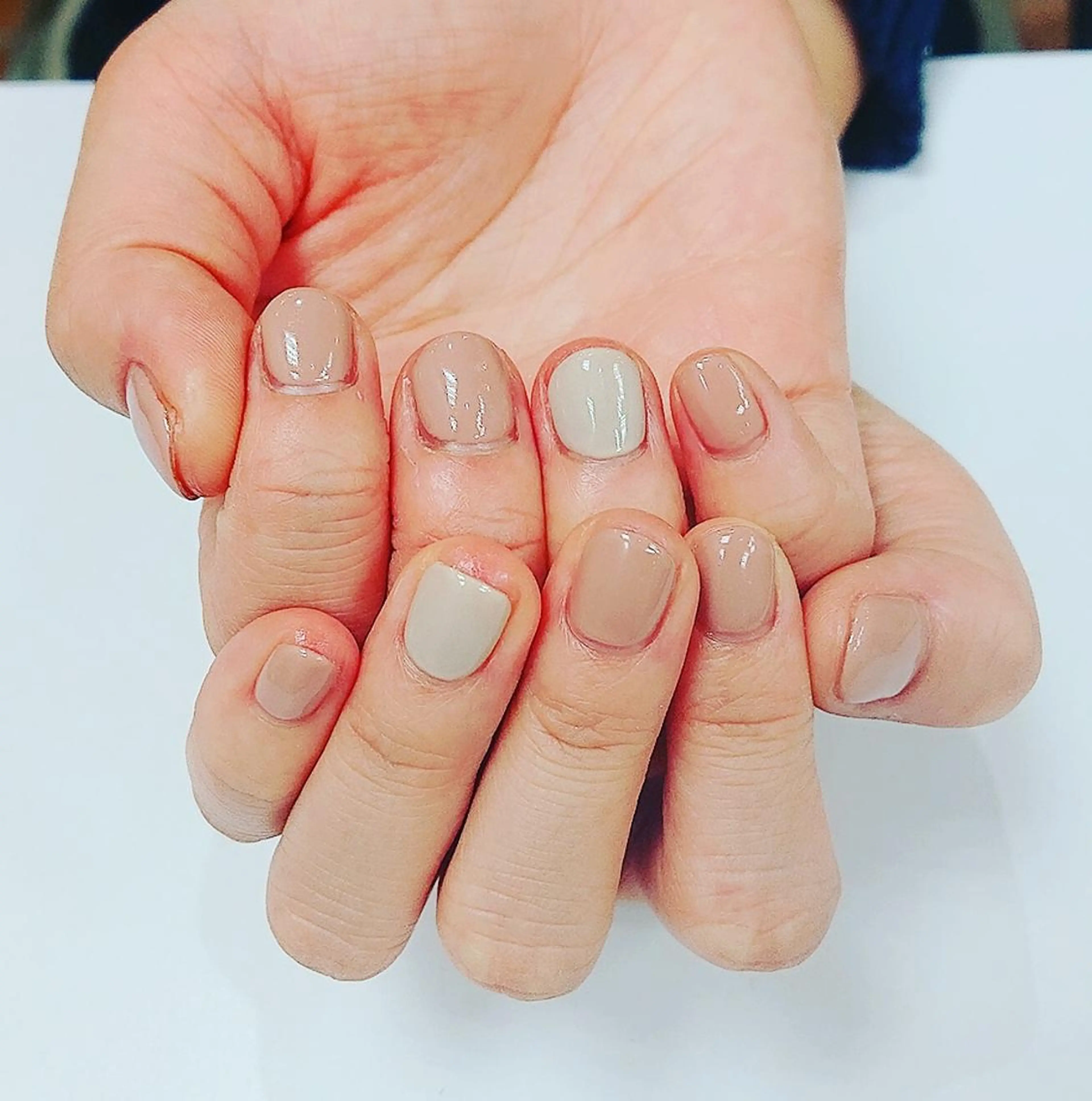 ネイル ピンク ピンクベージュ 🍒当日もOK🍒 𝑳𝑼𝑵𝑨花井のネイルデザイン