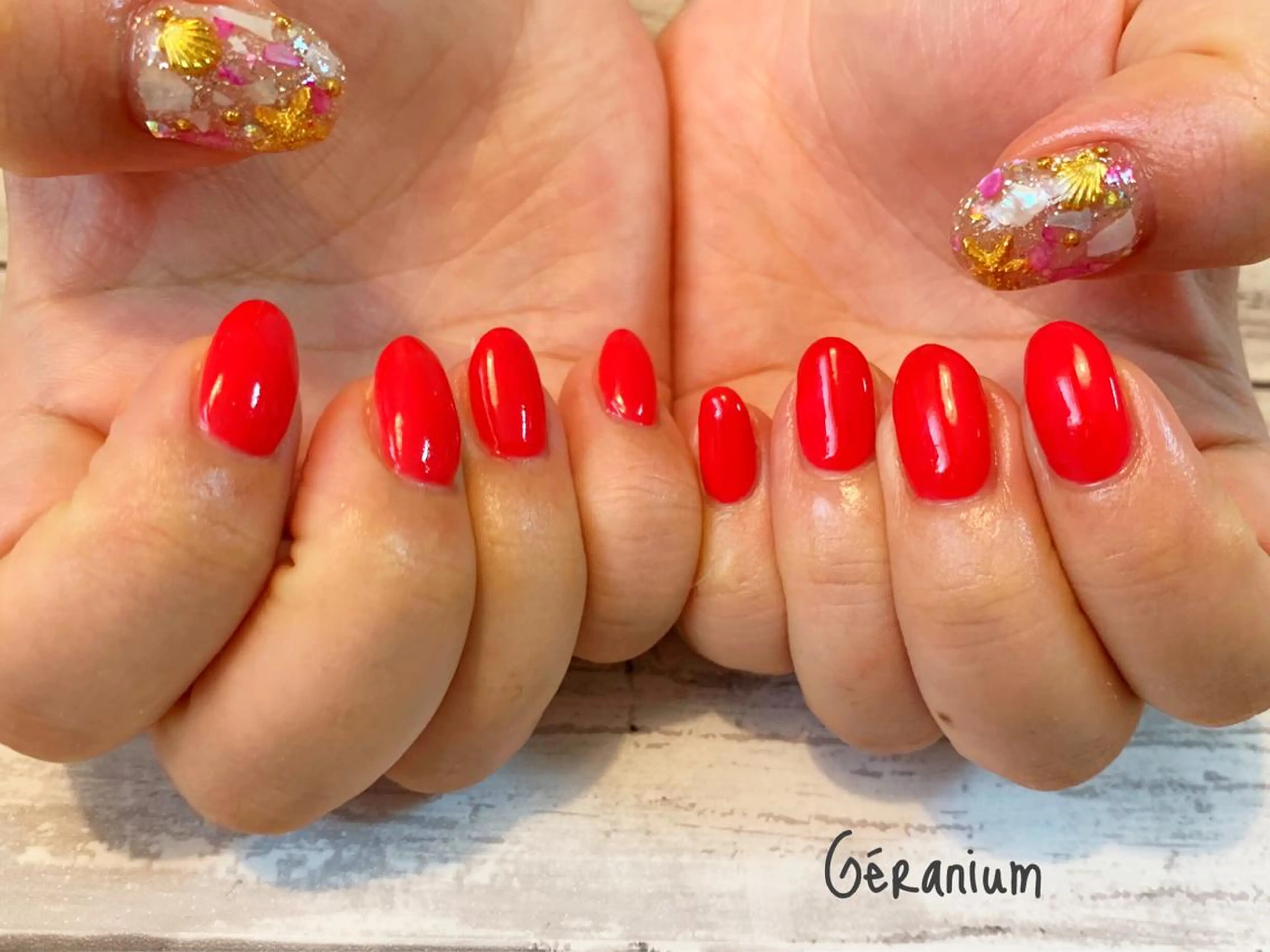 ネイル ハンドネイル フットネイル GéRanium Harukaのネイルデザイン