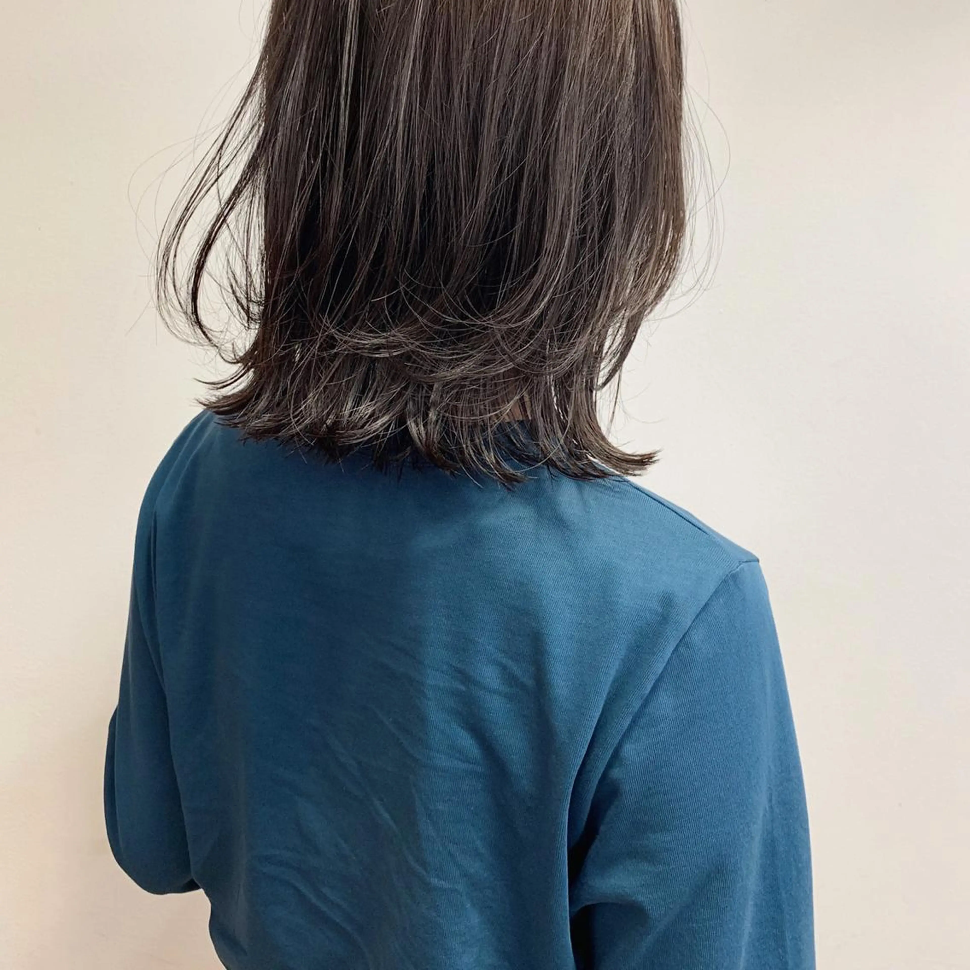 ショート くびれヘア ハイトーンこそキレイ に◎佐藤雄太のヘアスタイル