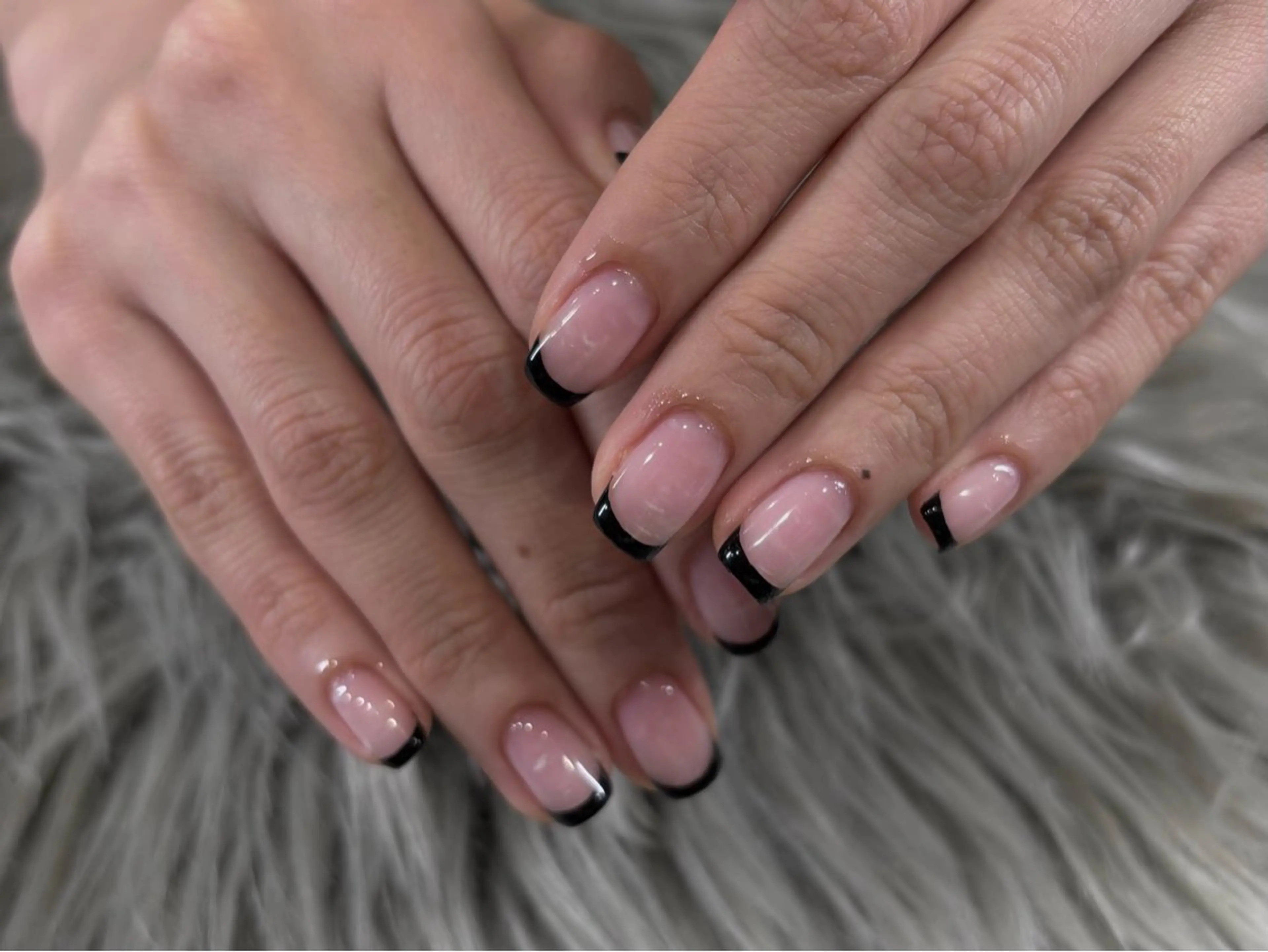 ネイル BEAUTY LINE所属・BEAUTYLINE 🖤Seri𝜗𝜚のネイルデザイン