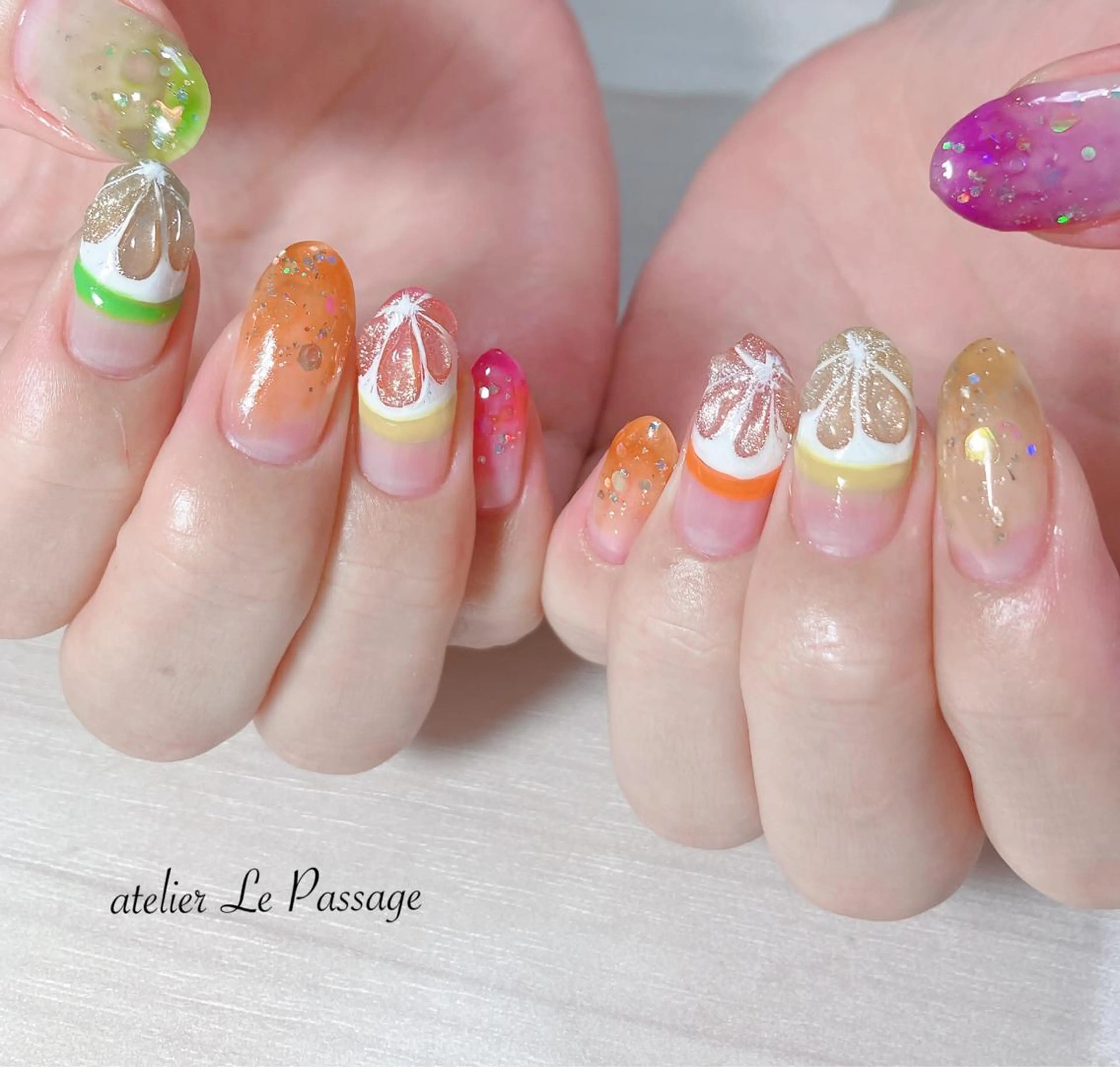 ネイル ジェルネイル オフィスネイル オレンジ パラジェル 夏ネイル Atelier Le Passage所属・h nakatsukaのネイルデザイン
