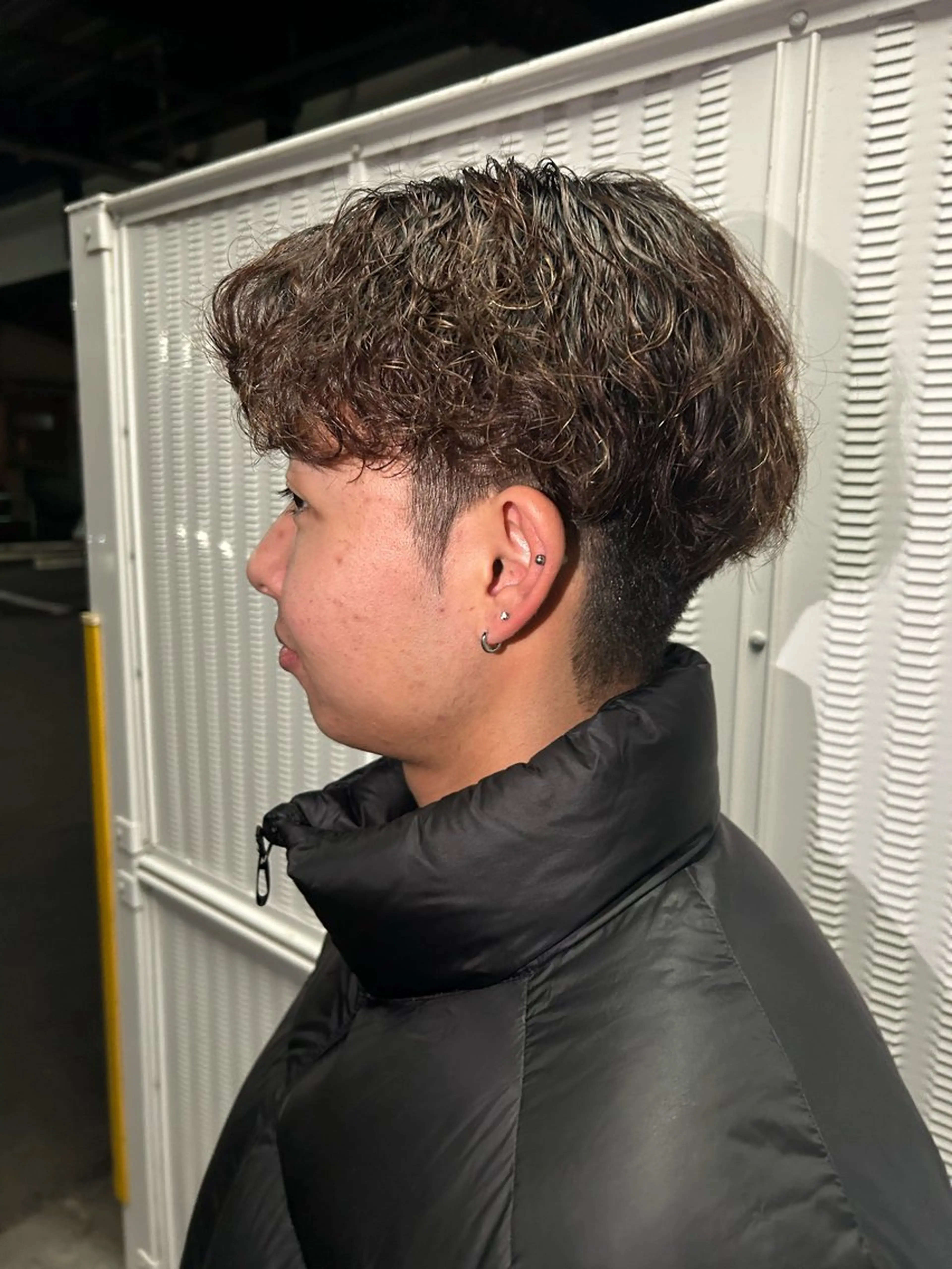 ショート カラー パーマ メンズ マッシュ メンズパーマ 波巻きパーマ 名古屋栄/ブリーチ/ ボブ🧃木下桃嘉のヘアスタイル