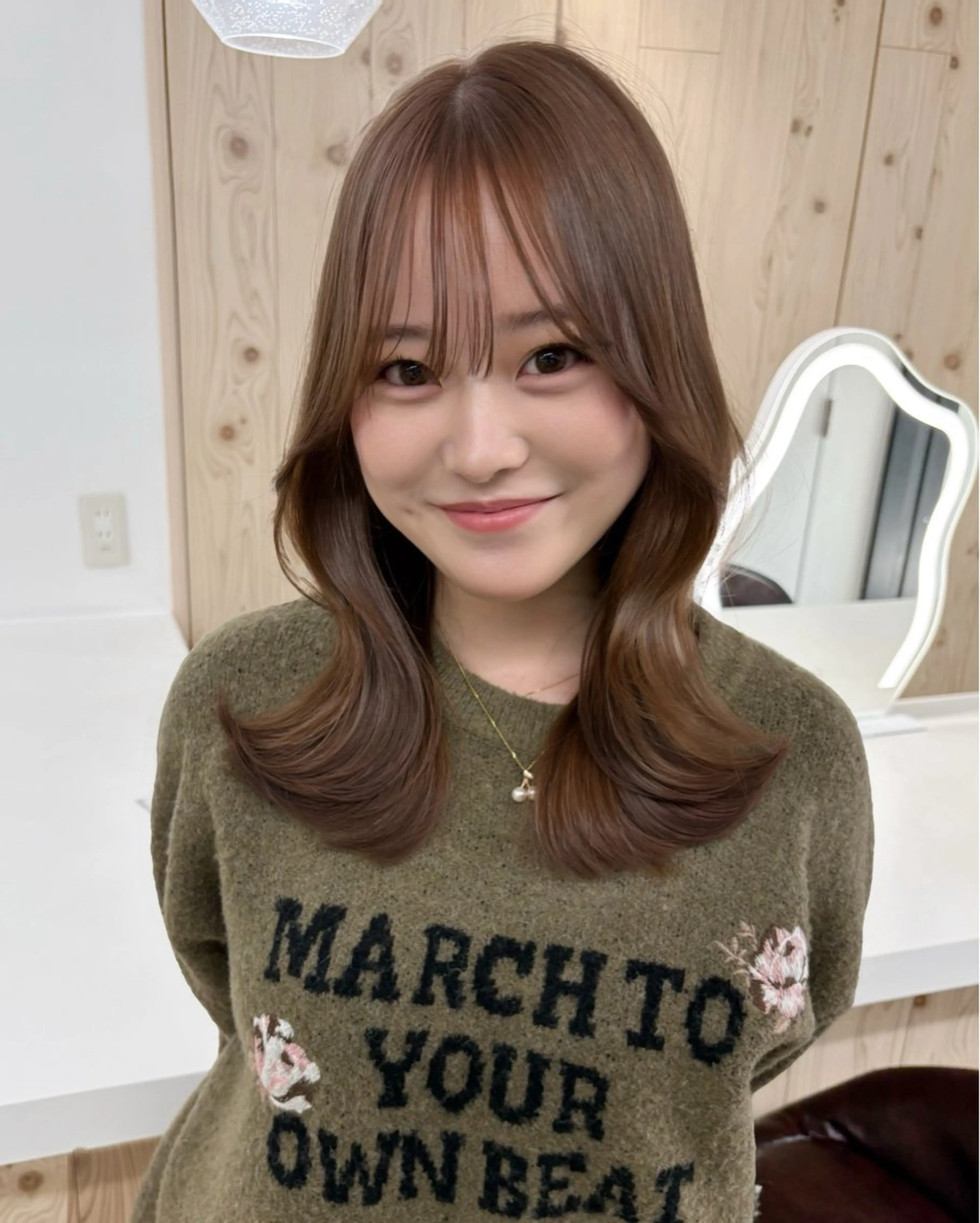 ロング カラー カット ヘアカラー トリートメント ヘアセット 新宿/韓国ヘア/ 髪質改善ストレートのヘアスタイル