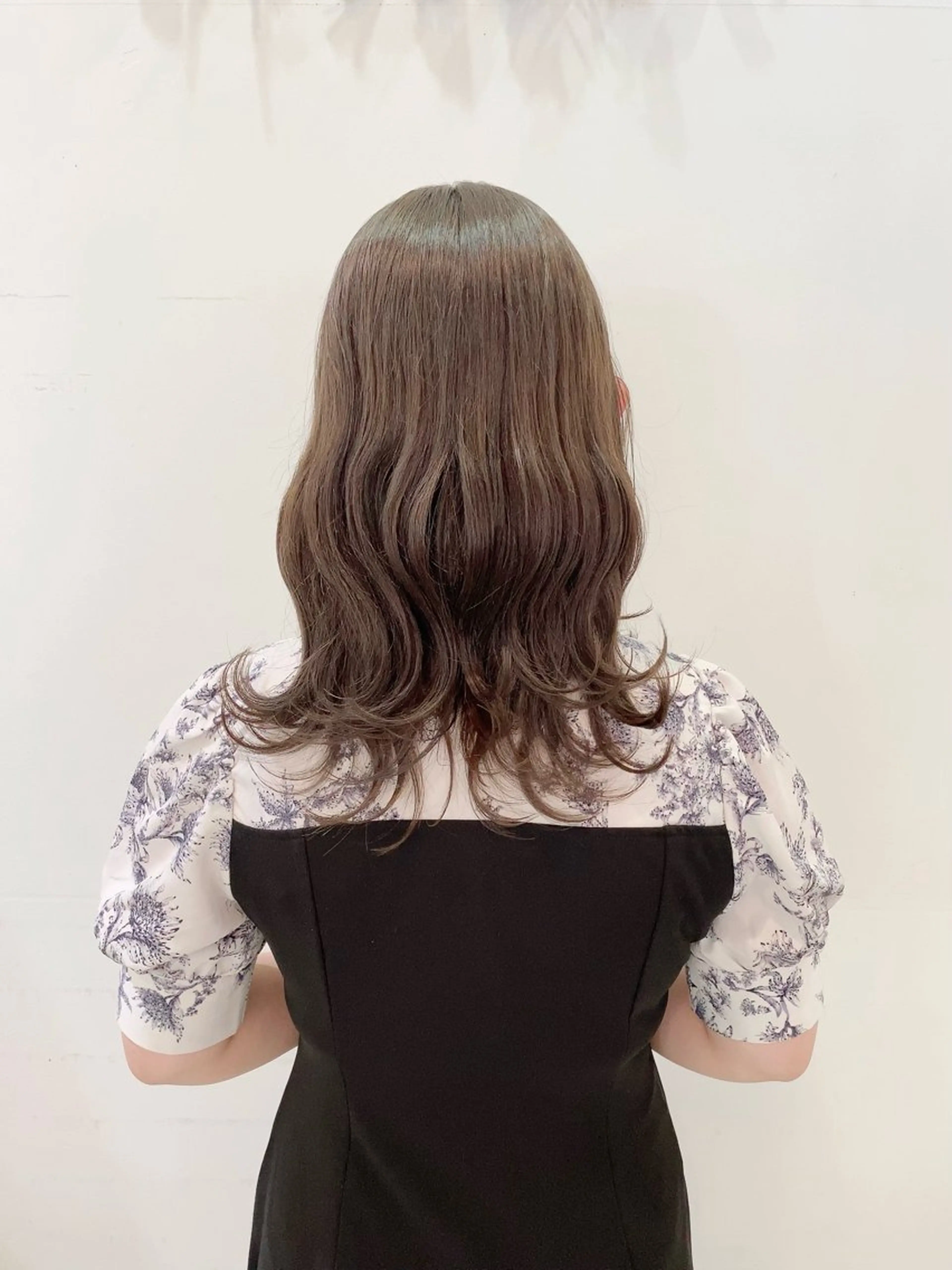 セミロング カラー ノーブル美容室イオン高橋店所属・鈴木 純子のヘアスタイル