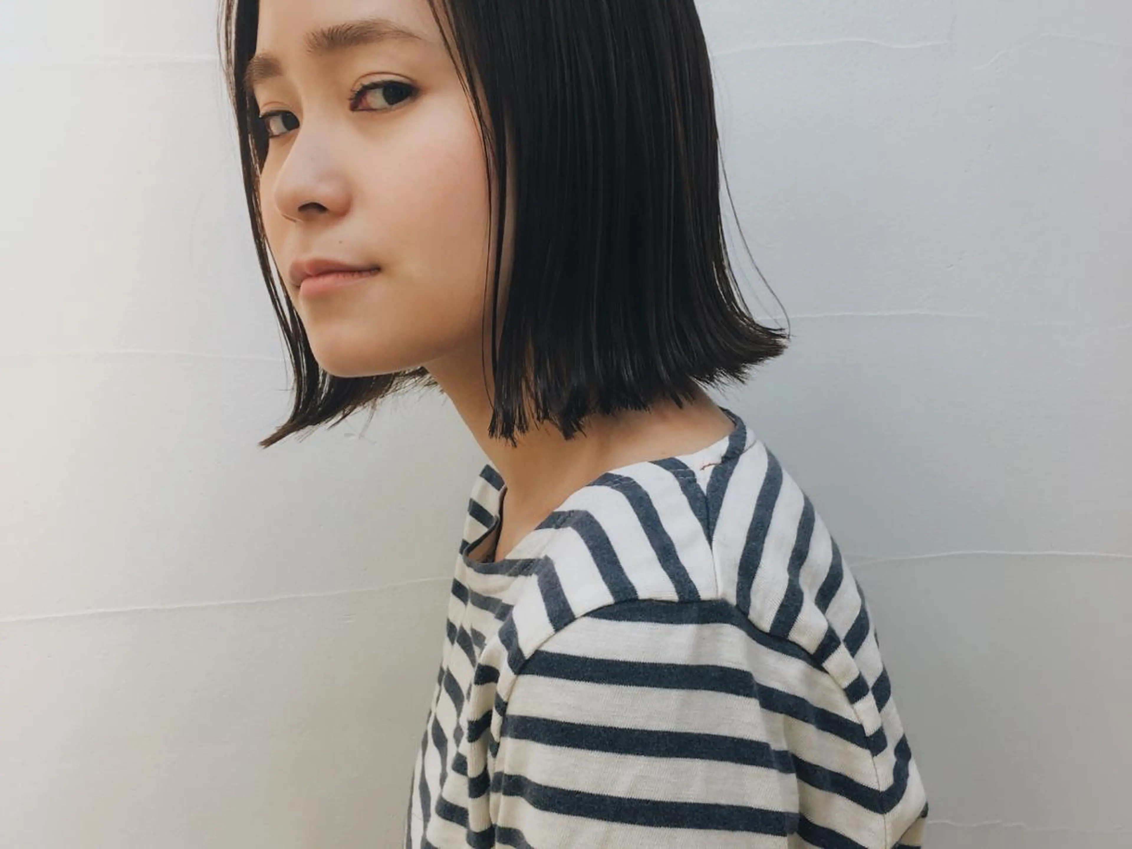 ミディアム 高森 真凜のヘアスタイル