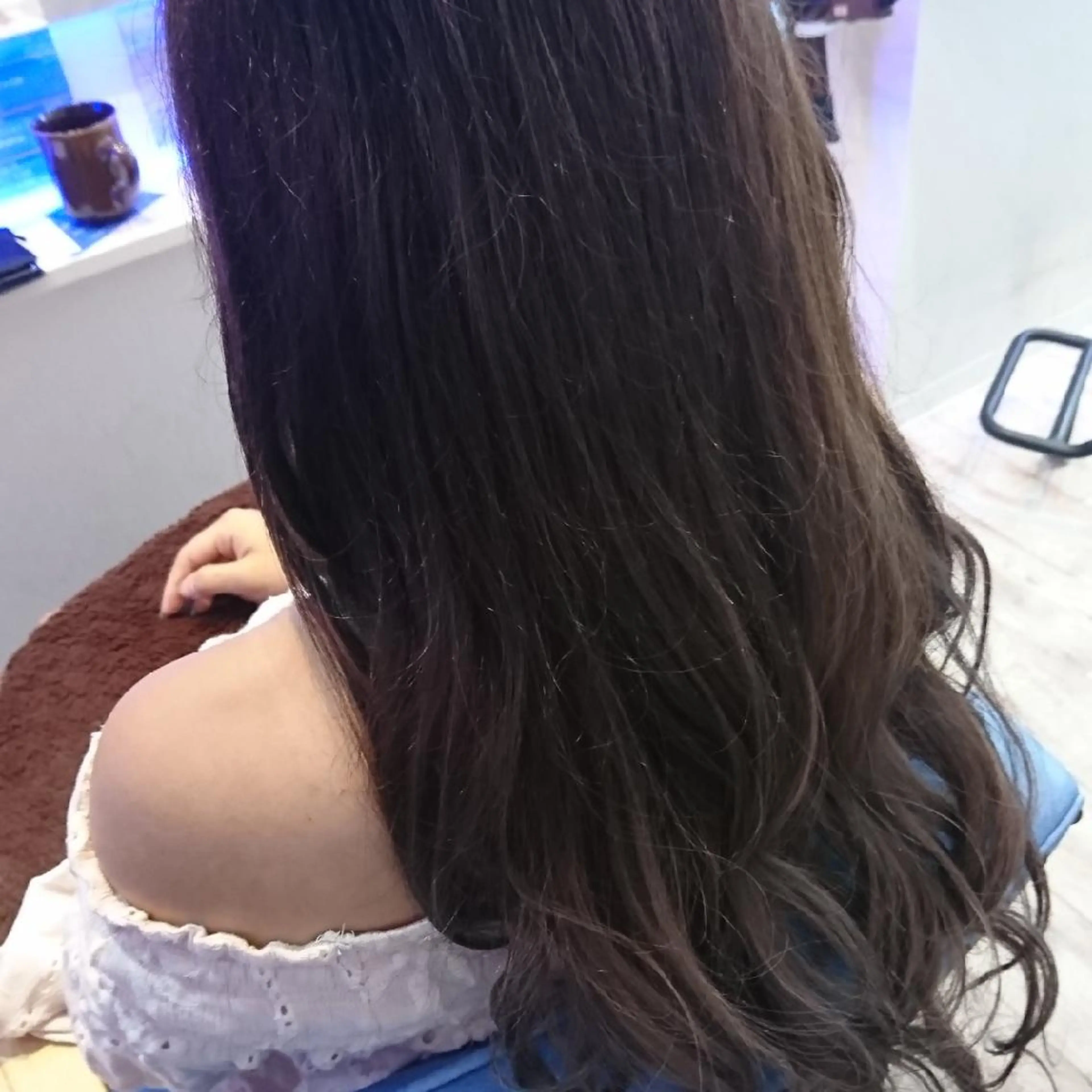 ロング カラー グラデーションカラー シルバー 中嶌 健一のヘアスタイル