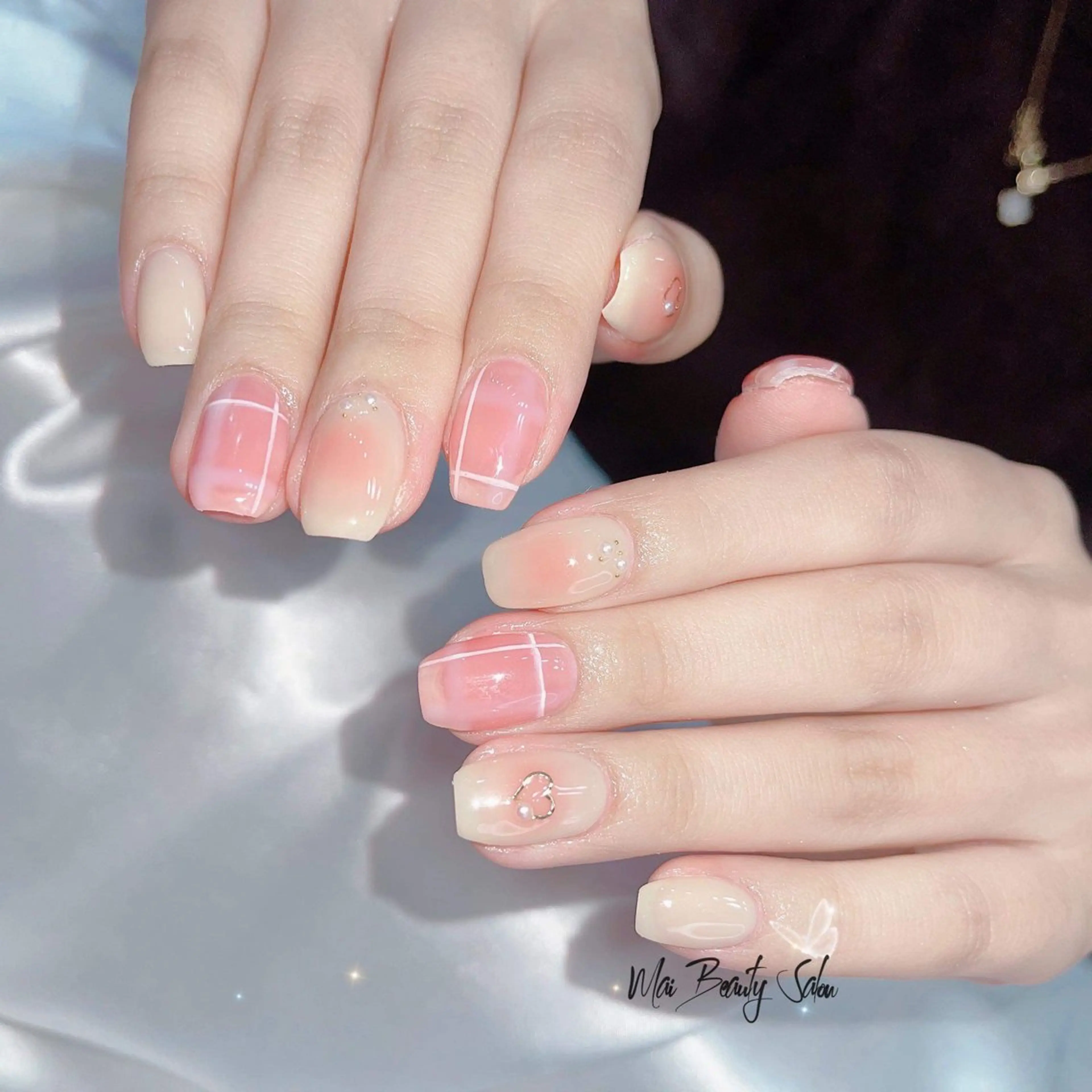 ネイル チークネイル ジェルネイル 韓国ネイル マグネットネイル パラジェル ハンドネイル MaiBeauty To  Toのネイルデザイン