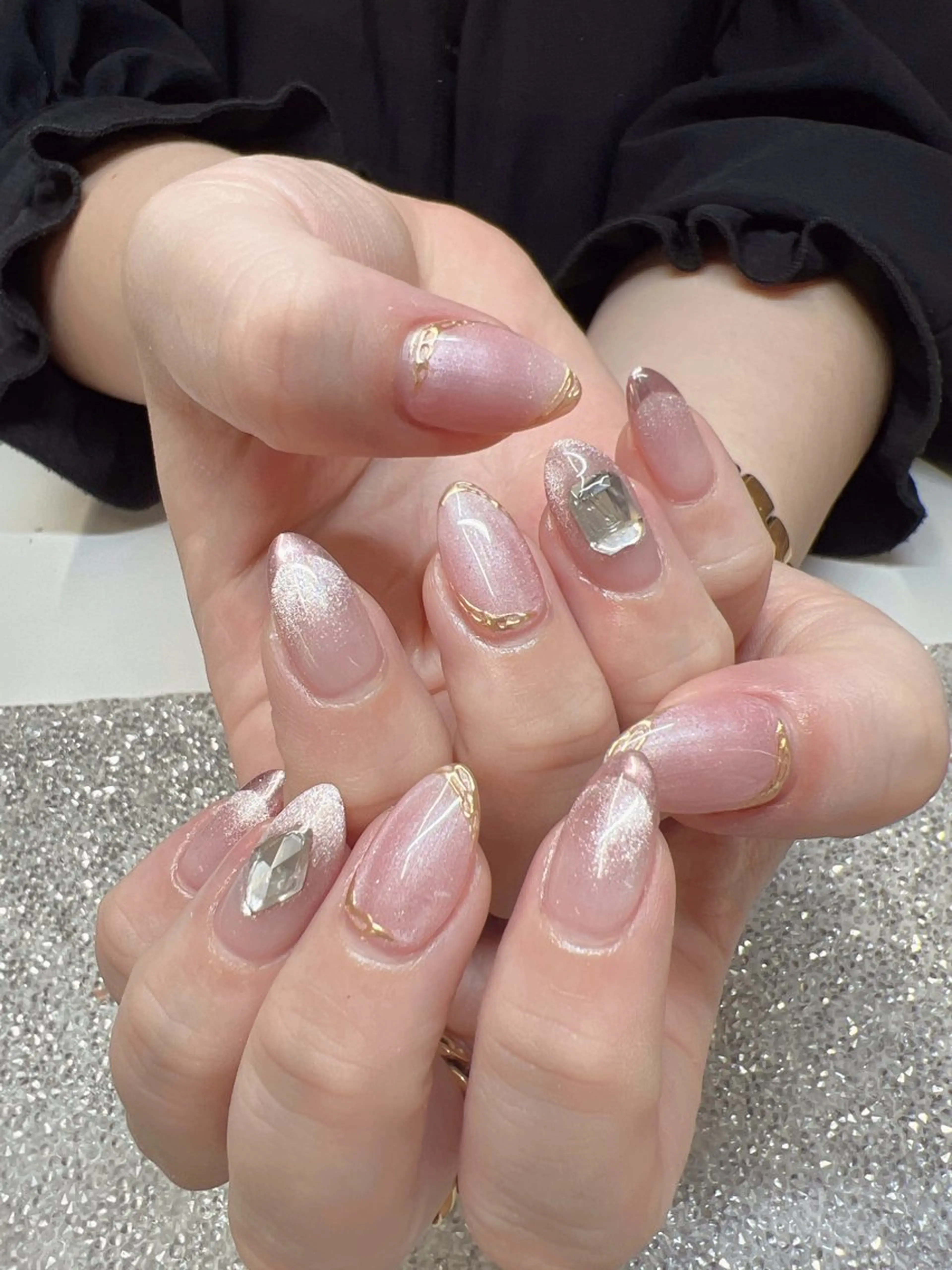 ネイル Guarendo錦糸町店所属・ガレンドウ 白澤 愛子のネイルデザイン