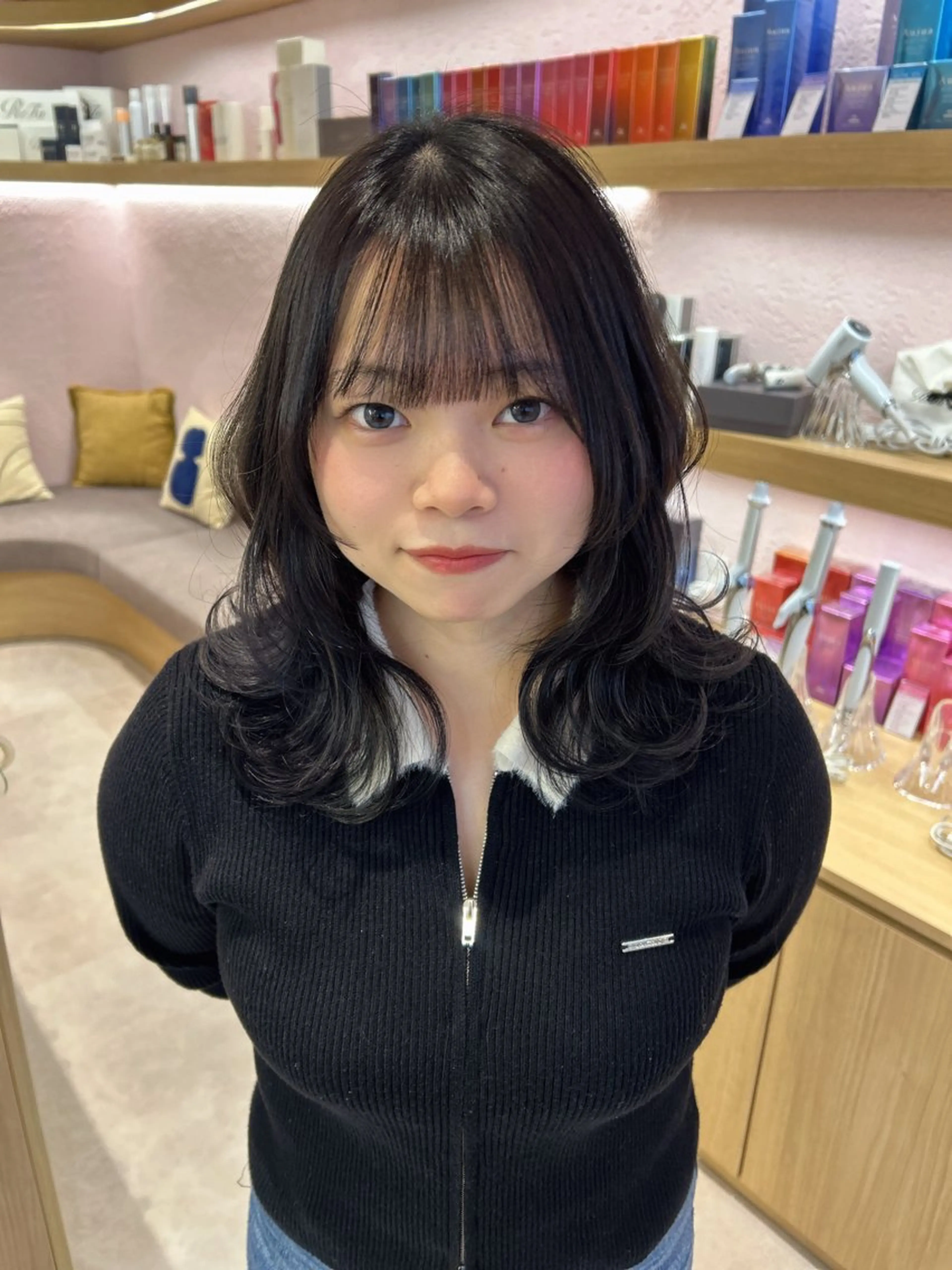 セミロング カラー merc. 🩵せのおのヘアスタイル