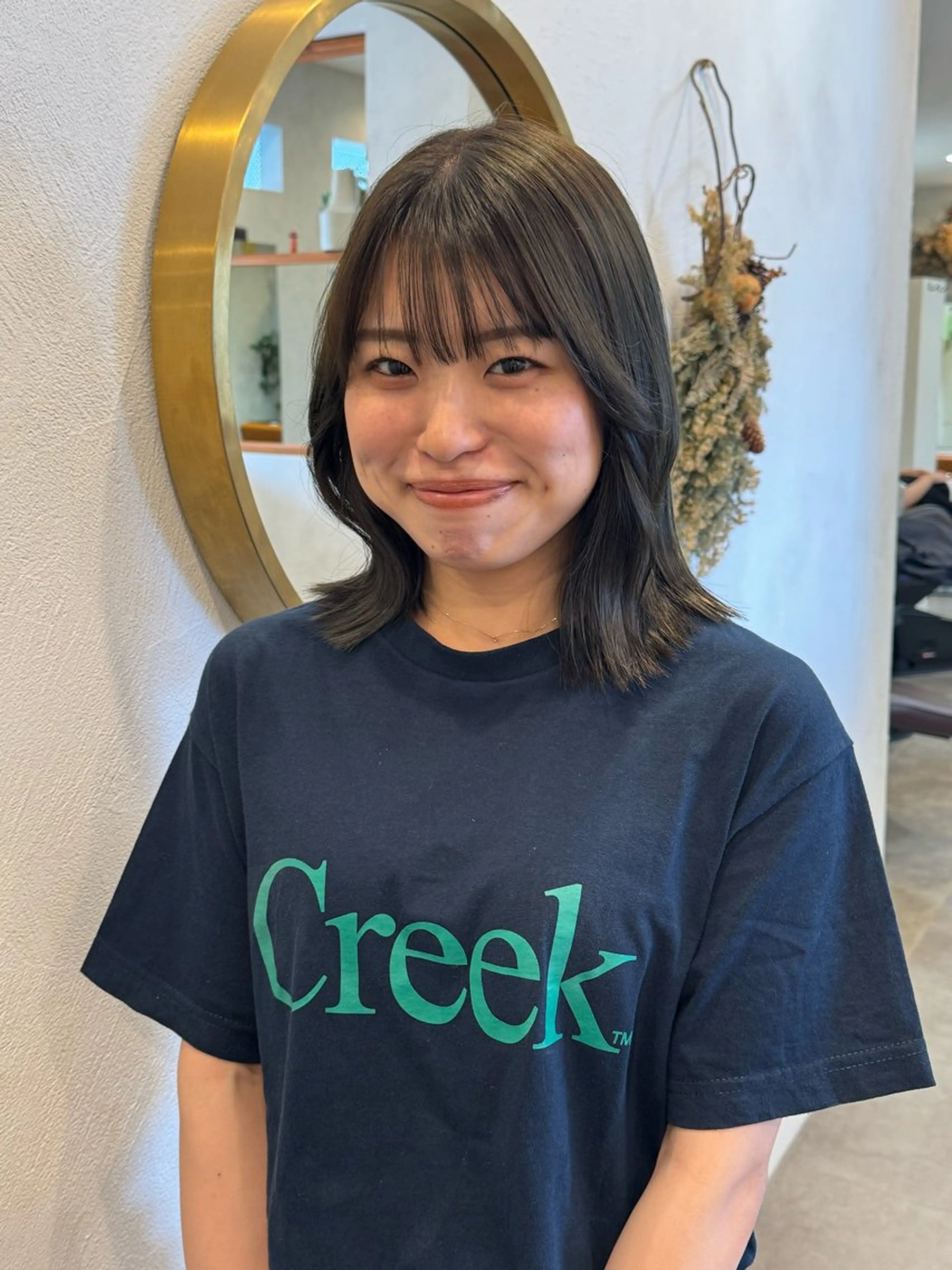 ミディアム カラー 透明感カラー オリーブカラー カット ヘアカラー トリートメント Lita. hairdesign所属・kako ／透明感カラー🤍のヘアスタイル