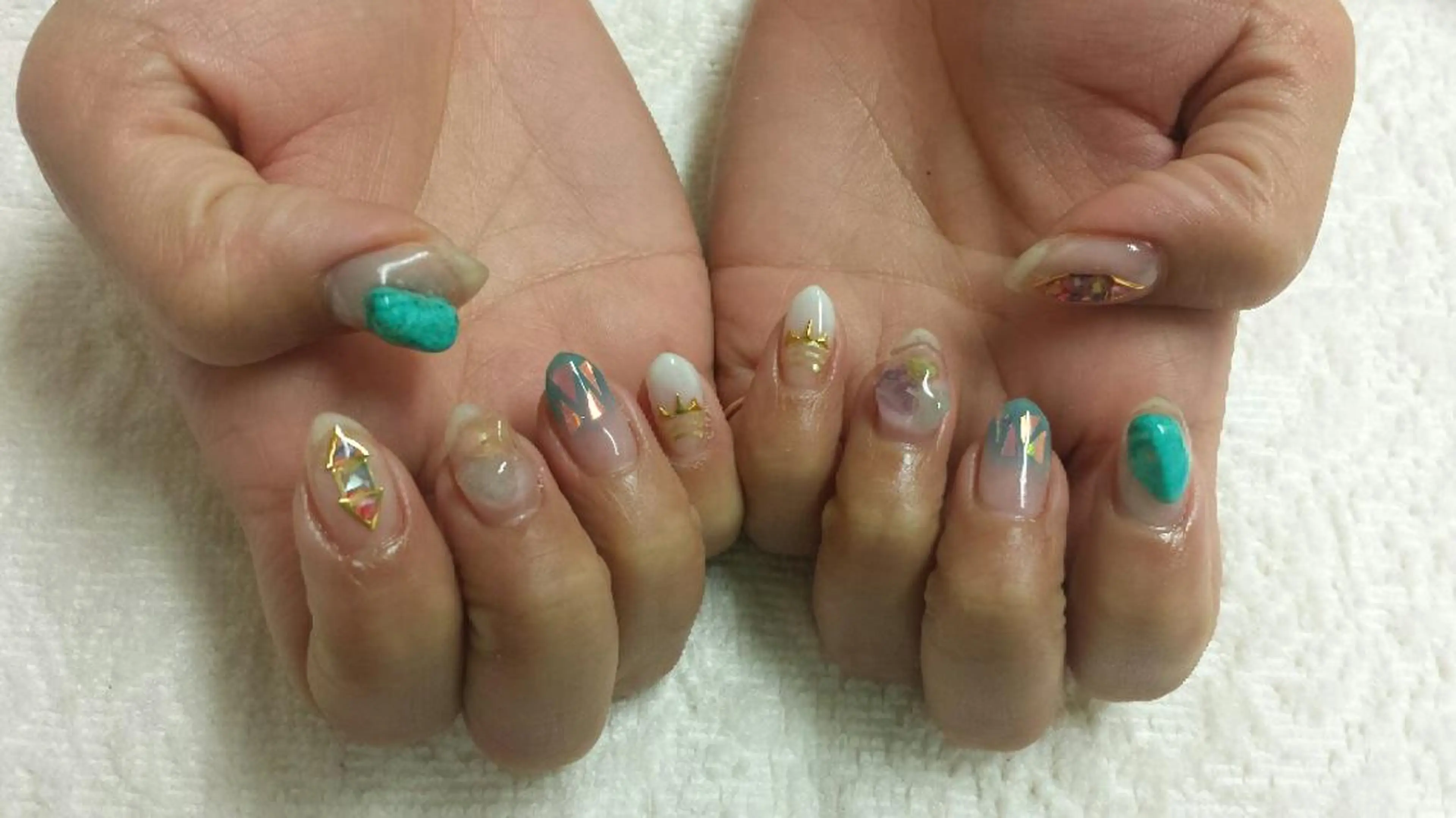 ネイル 河野ちえ (雑誌掲載サロン)のネイルデザイン