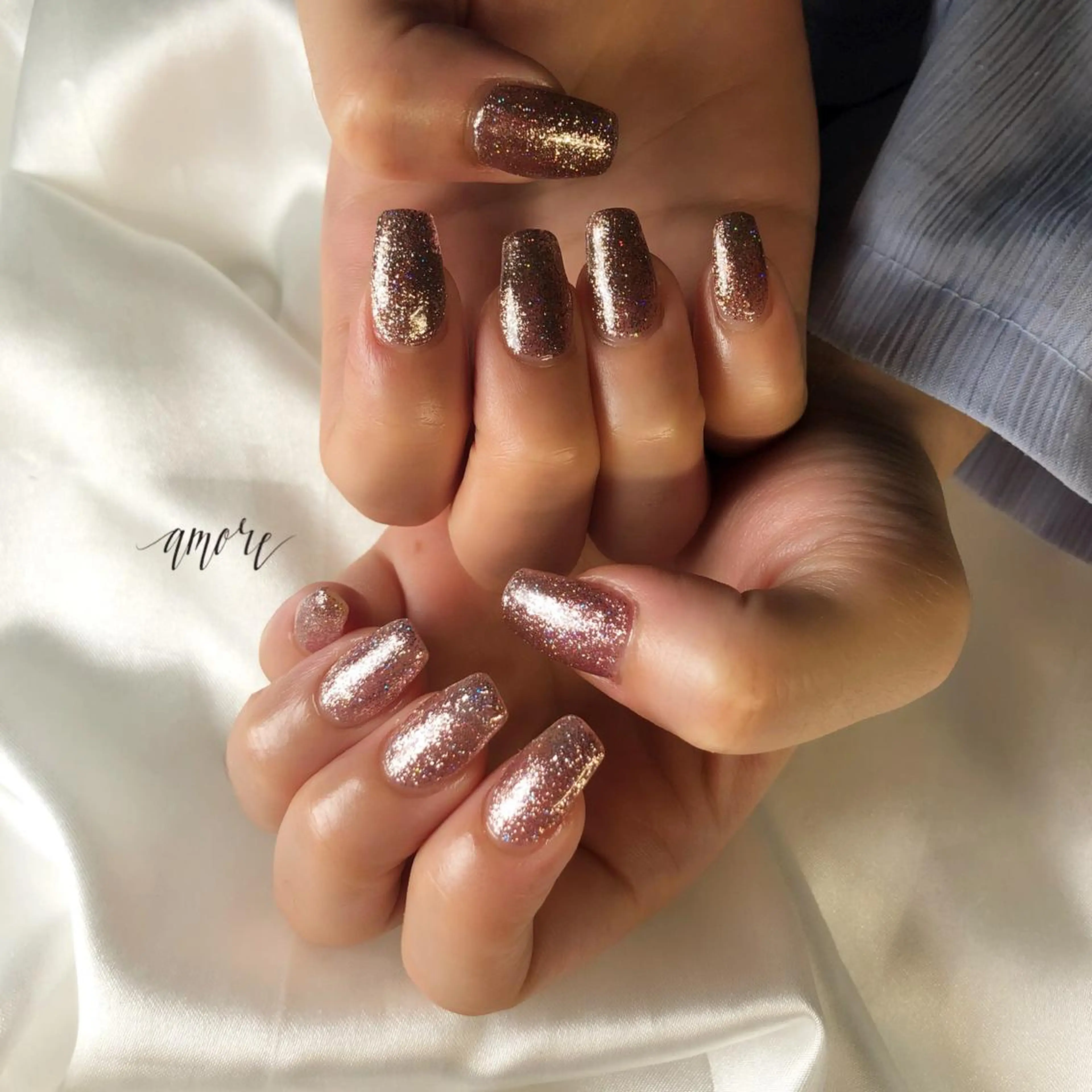 ネイル ジェルネイル 氷ネイル・うるうるネイル マグネットネイル ミラーネイル ニュアンスネイル You kyehwaのネイルデザイン