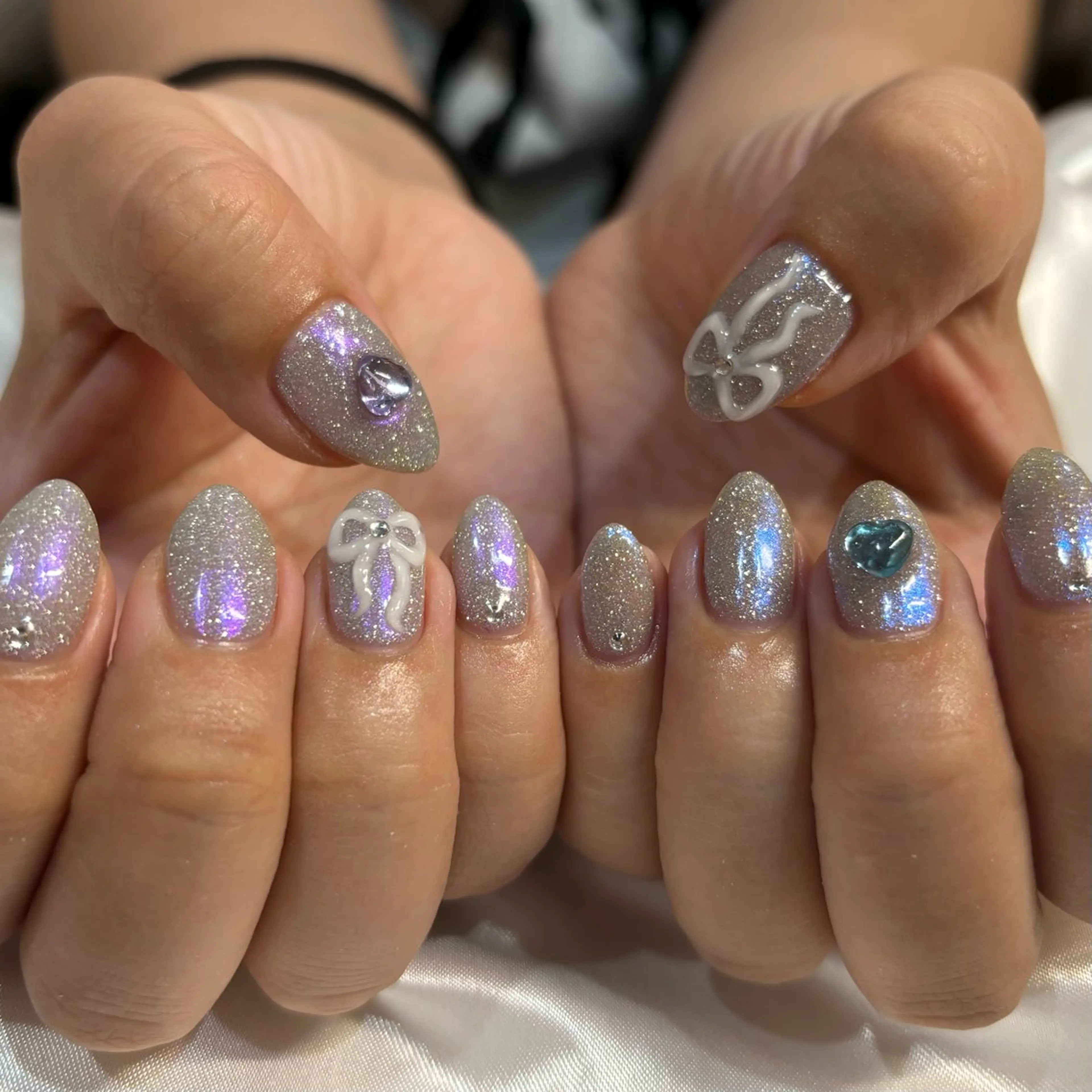 ネイル オーロラネイル ハンドネイル sharesalon    room59所属・nozomi 🌙のネイルデザイン