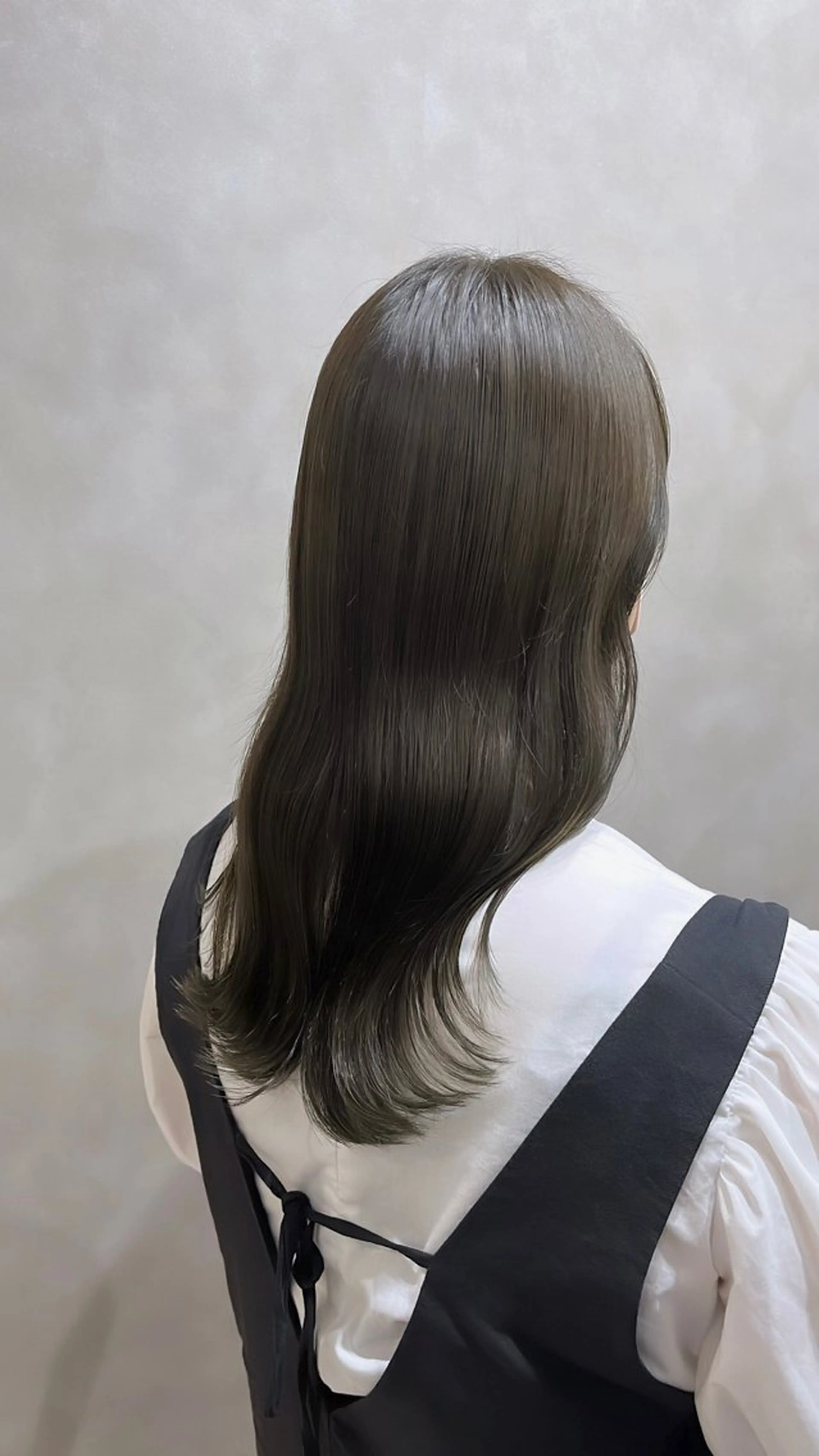 セミロング カラー グレージュ オリーブグレージュ オリーブグレー カット ヘアカラー トリートメント ROW町田★ 船木のヘアスタイル