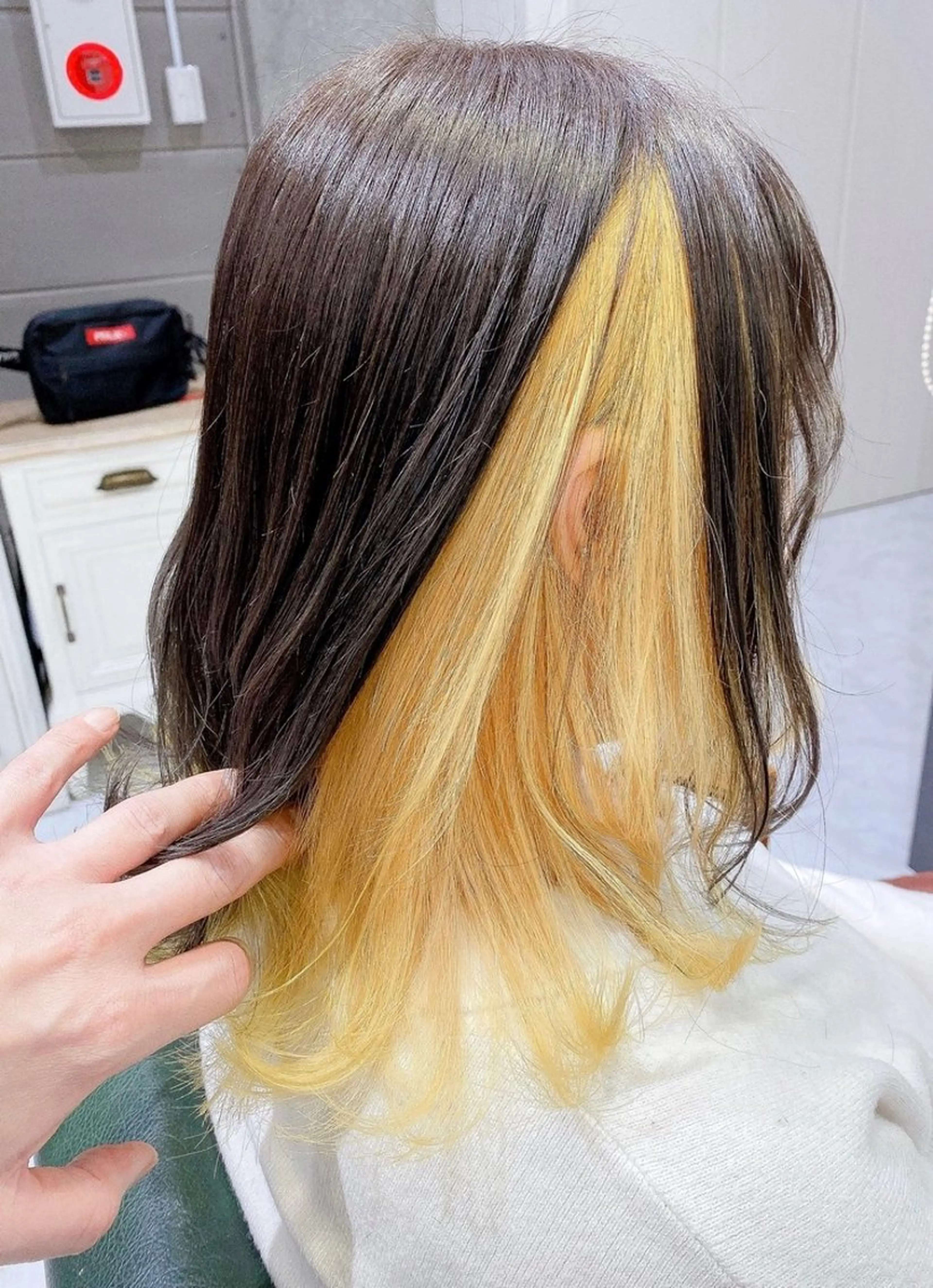 ミディアム カラー 𝐑𝐈𝐍𝐊𝐀 🐷🖤のヘアスタイル