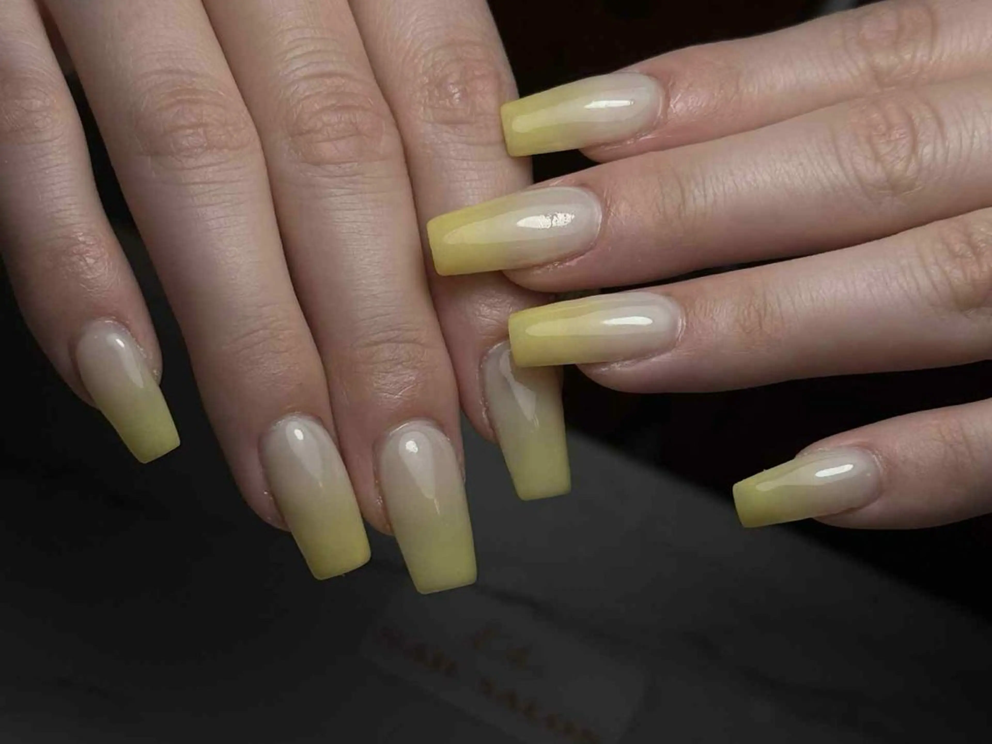 ネイル グラデーション さくら💮💮 【オフ無料】のネイルデザイン