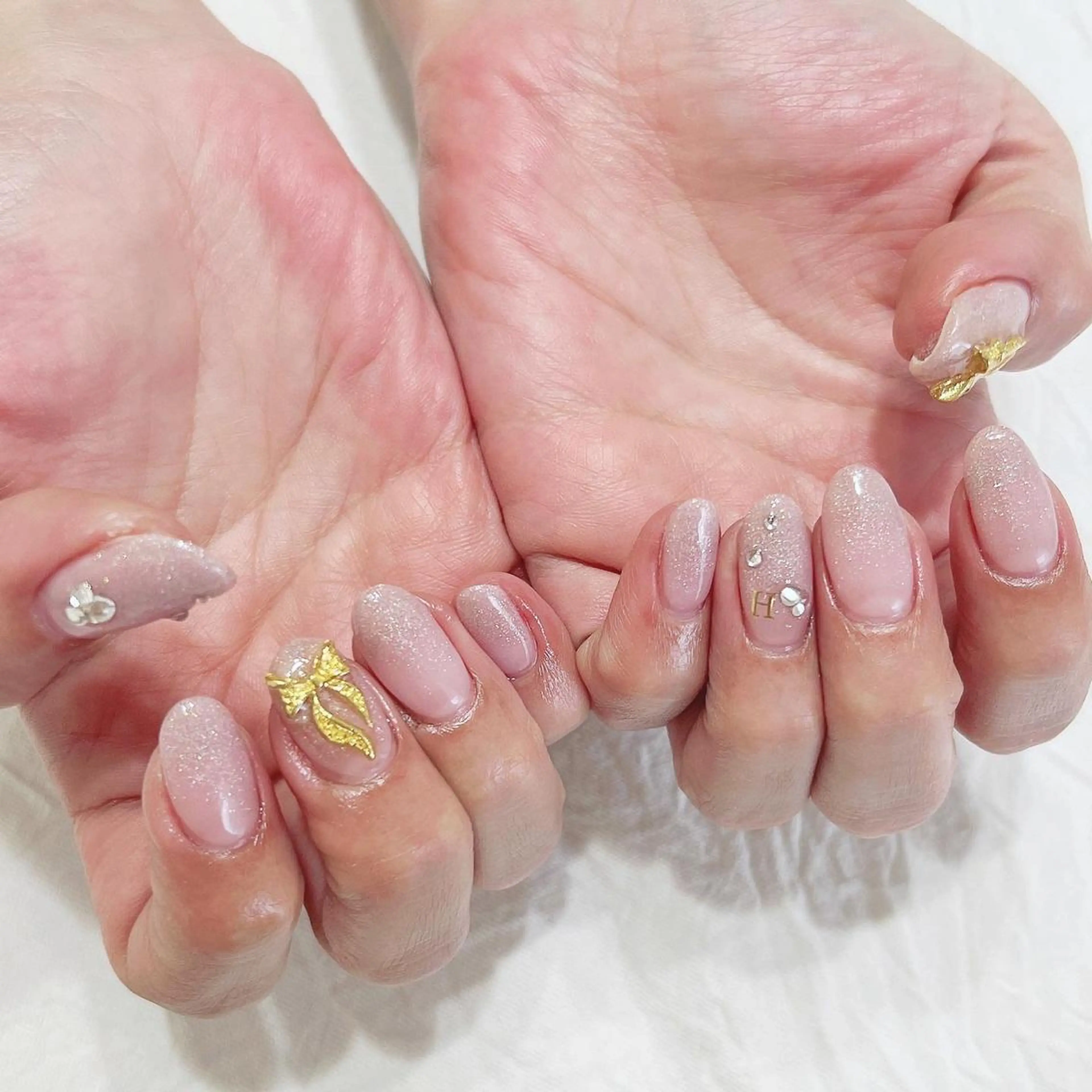 ネイル グラデーション ラメ(グリッター) オフィスネイル ピンク リボン ハンドネイル peaberry nailのネイルデザイン