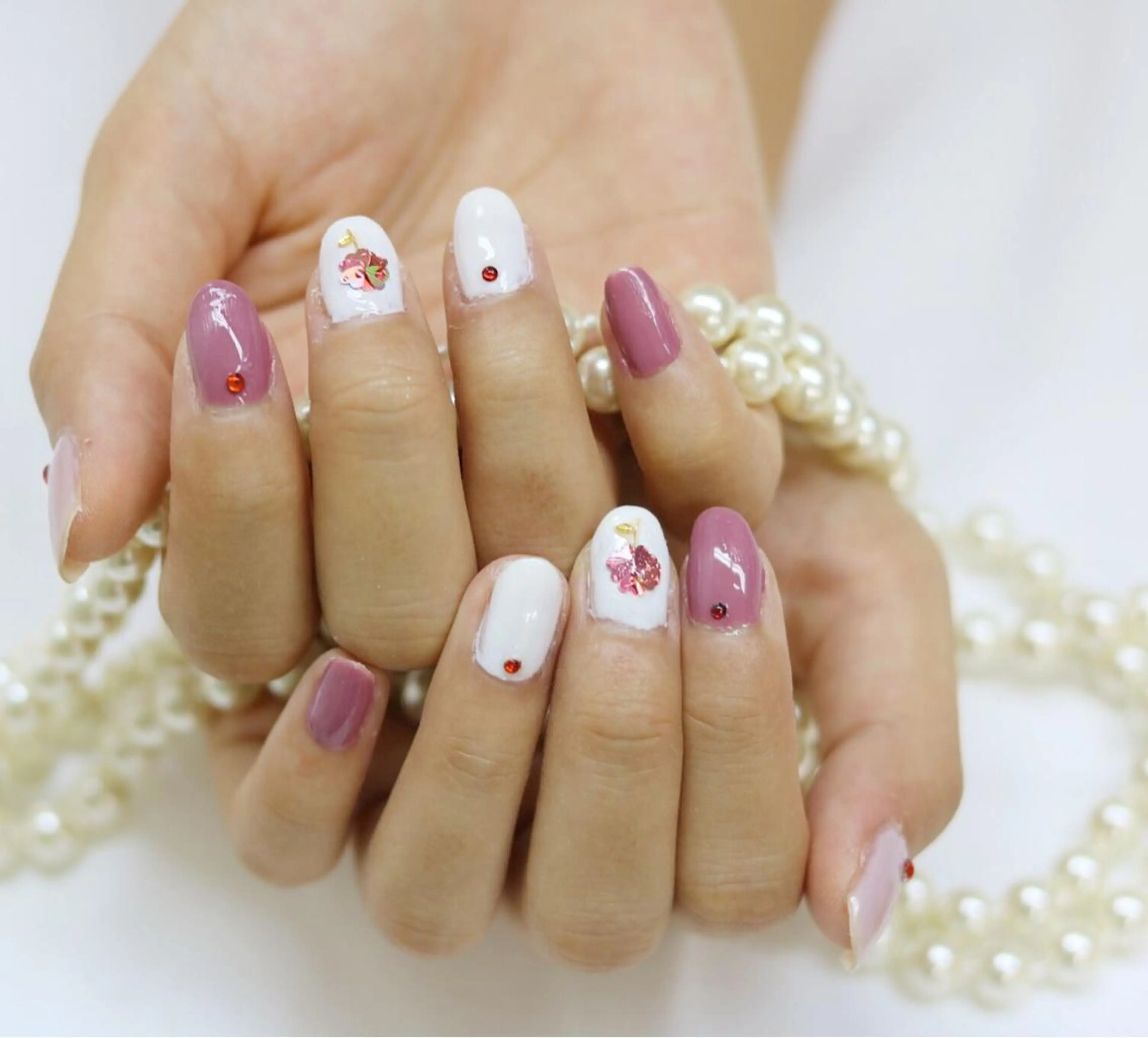 ネイル 東京セルフネイルサロン所属・M MIKIKOのネイルデザイン