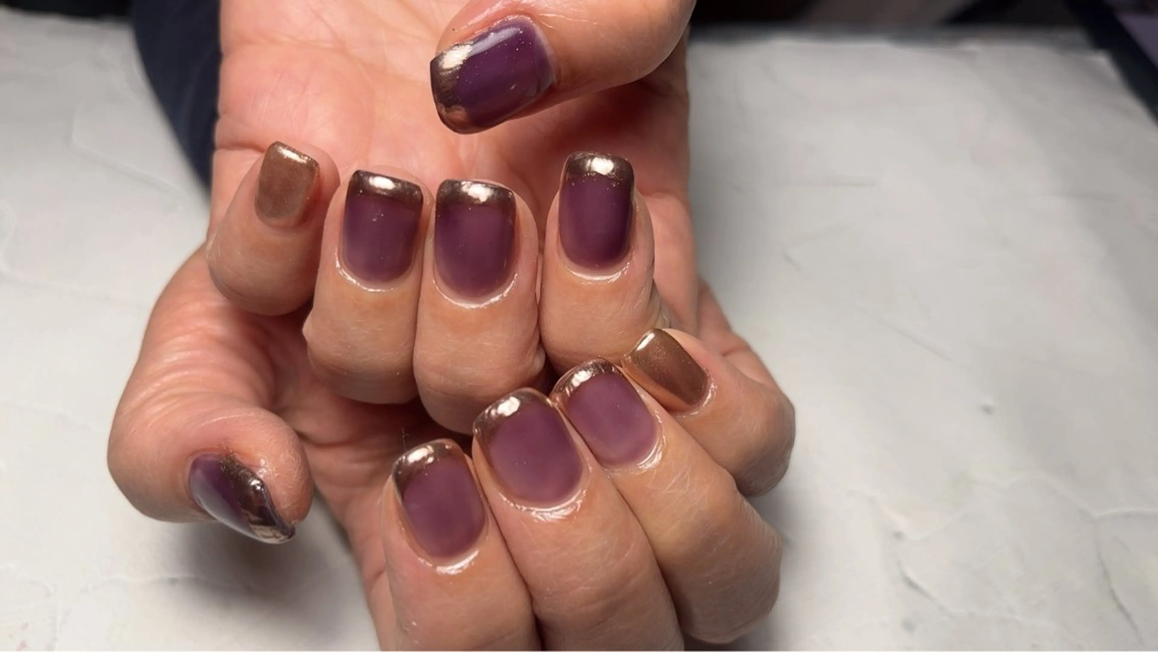 ネイル フレンチネイル ミラーネイル Nail Salon Bonita所属・フィルイン施術 SHIZUKAのネイルデザイン