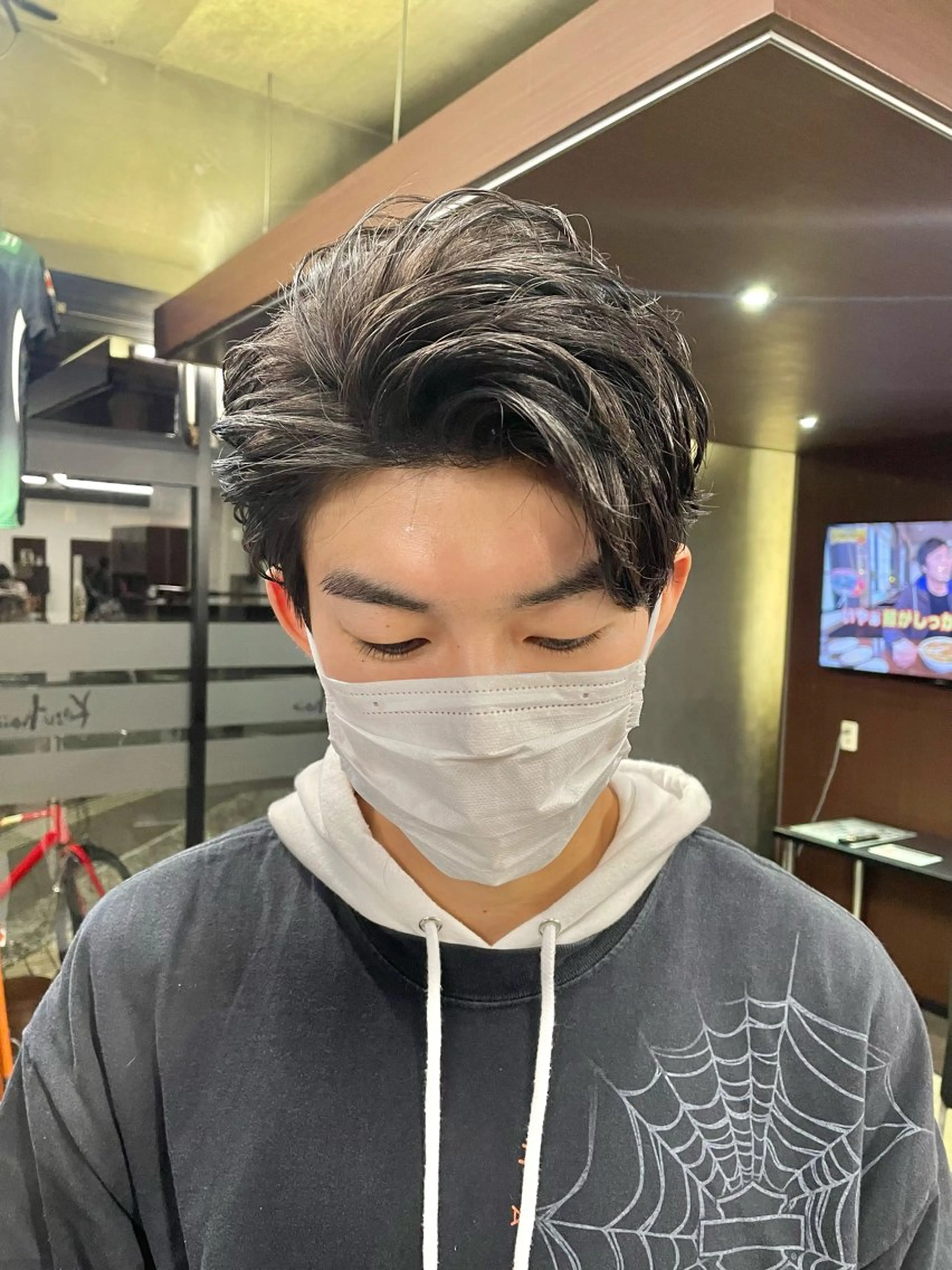 メンズ カット パーマ Kazu-Hair 比治山所属・【メンズパーマ専門】 トミタ ショウタのヘアスタイル
