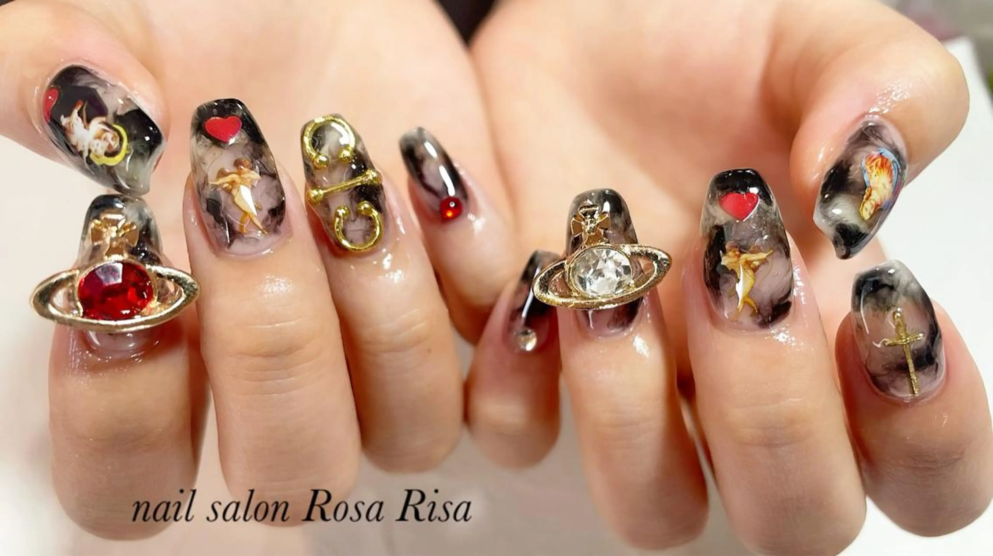 セミロング ネイル 持ち込み ハンドネイル ネイルスタジオ シェイクユアハンズのネイルデザイン