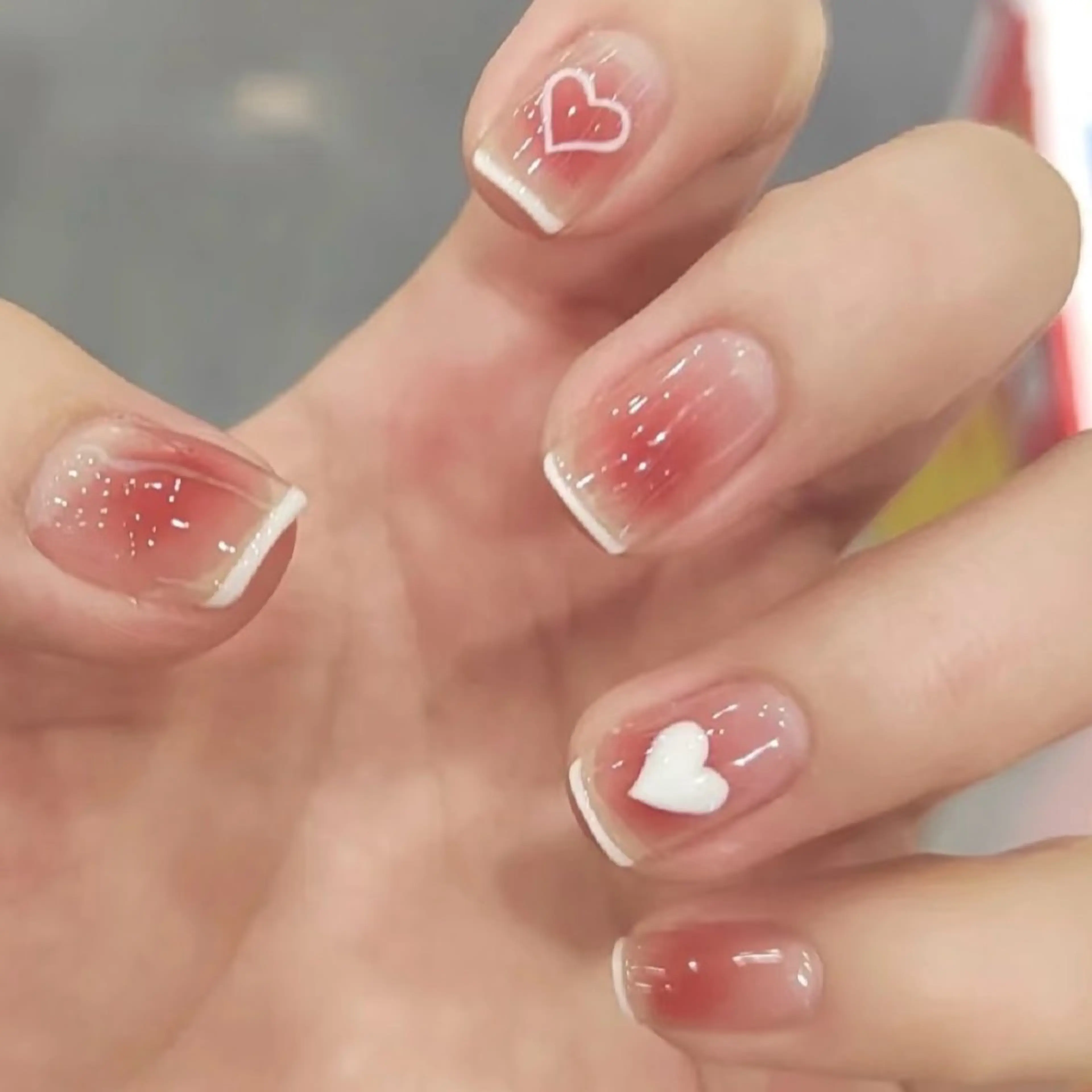 ネイル DR NAIL新宿所属・Haruka 🎀のネイルデザイン