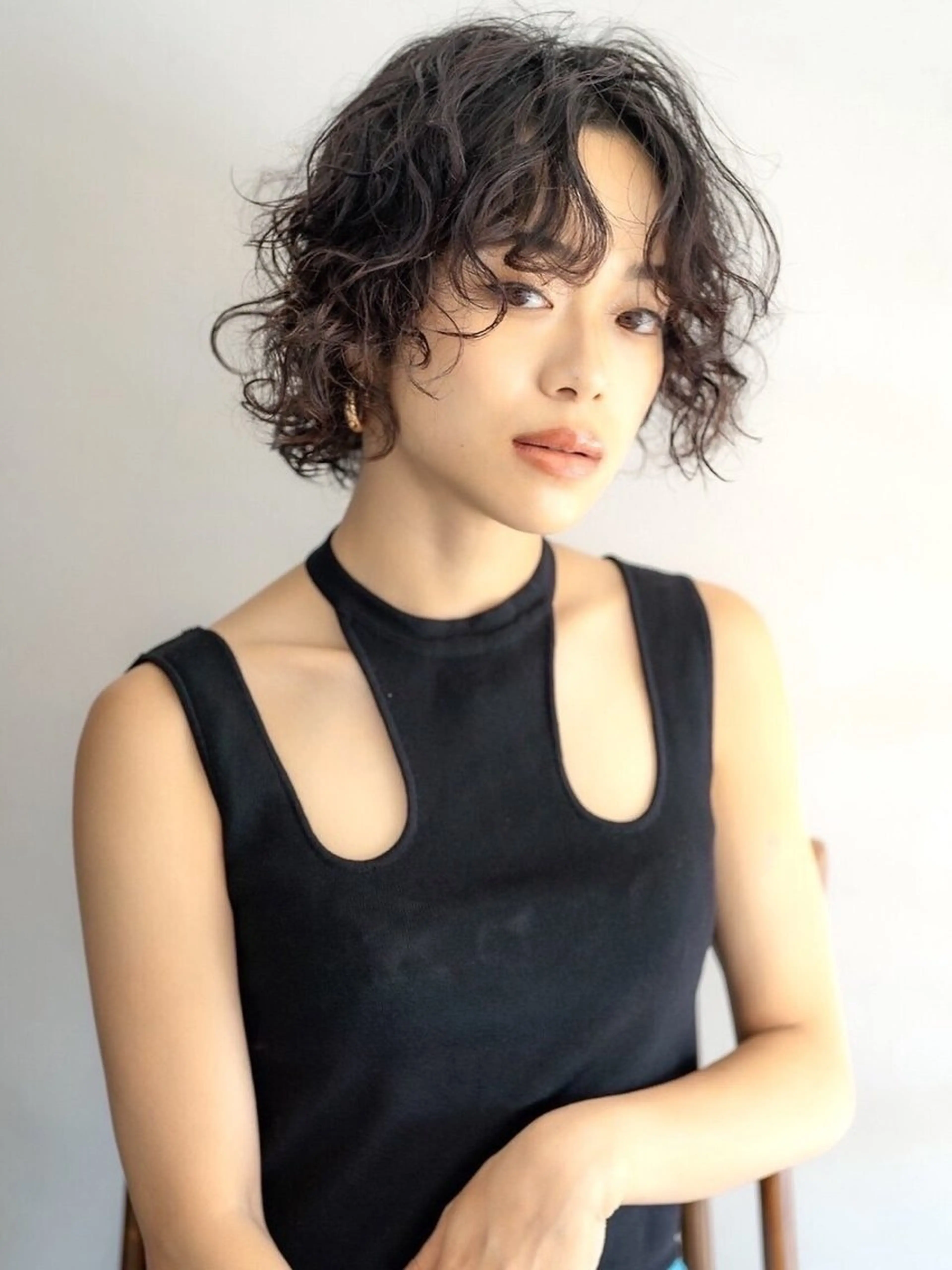 ブリーチ毛の方、黒染め履歴のある方は硬くお断りしております。カットありなしカウンセリングでお伺いします。の写真