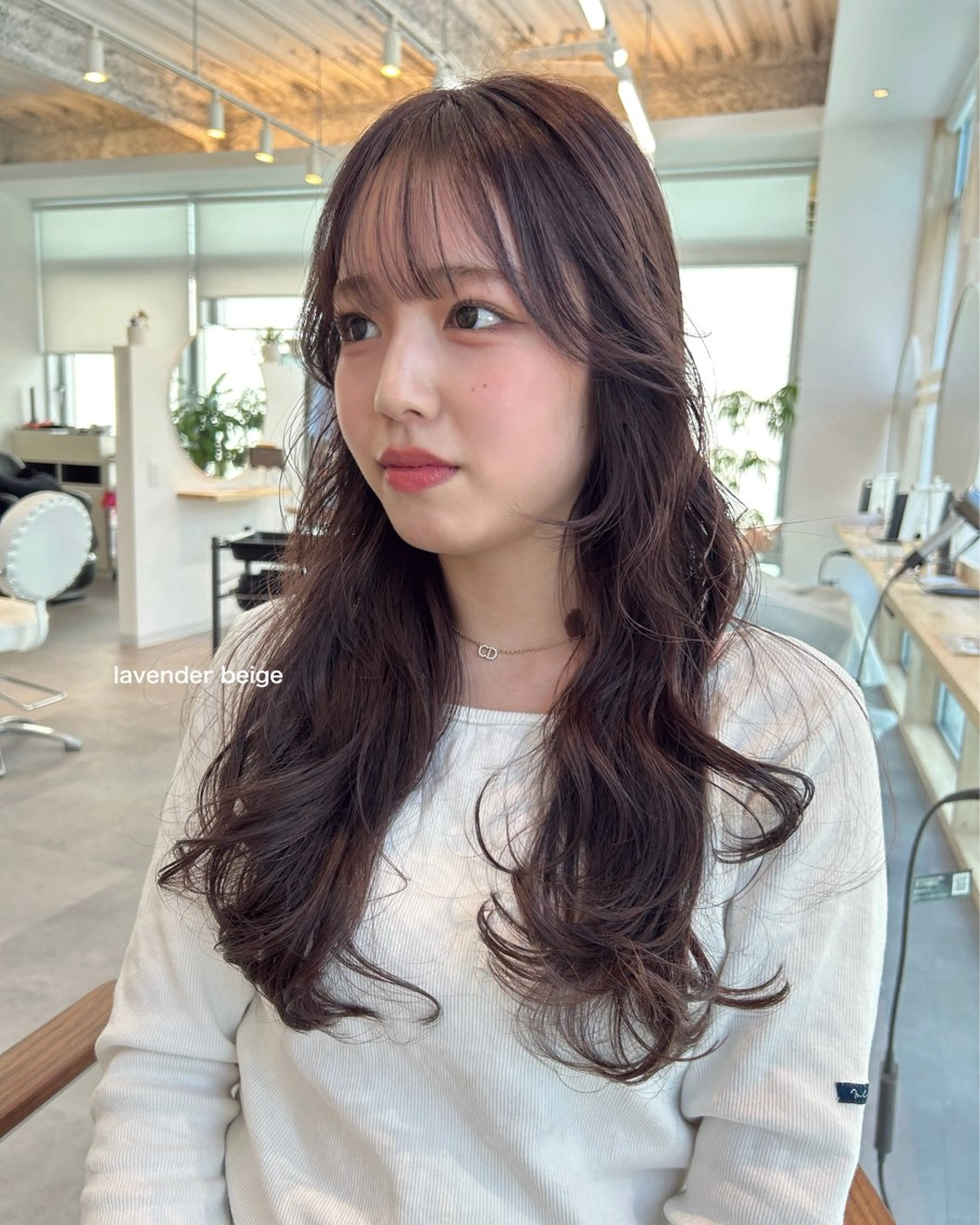 ロング レイヤーカット/ 透明感カラーmikuのヘアスタイル