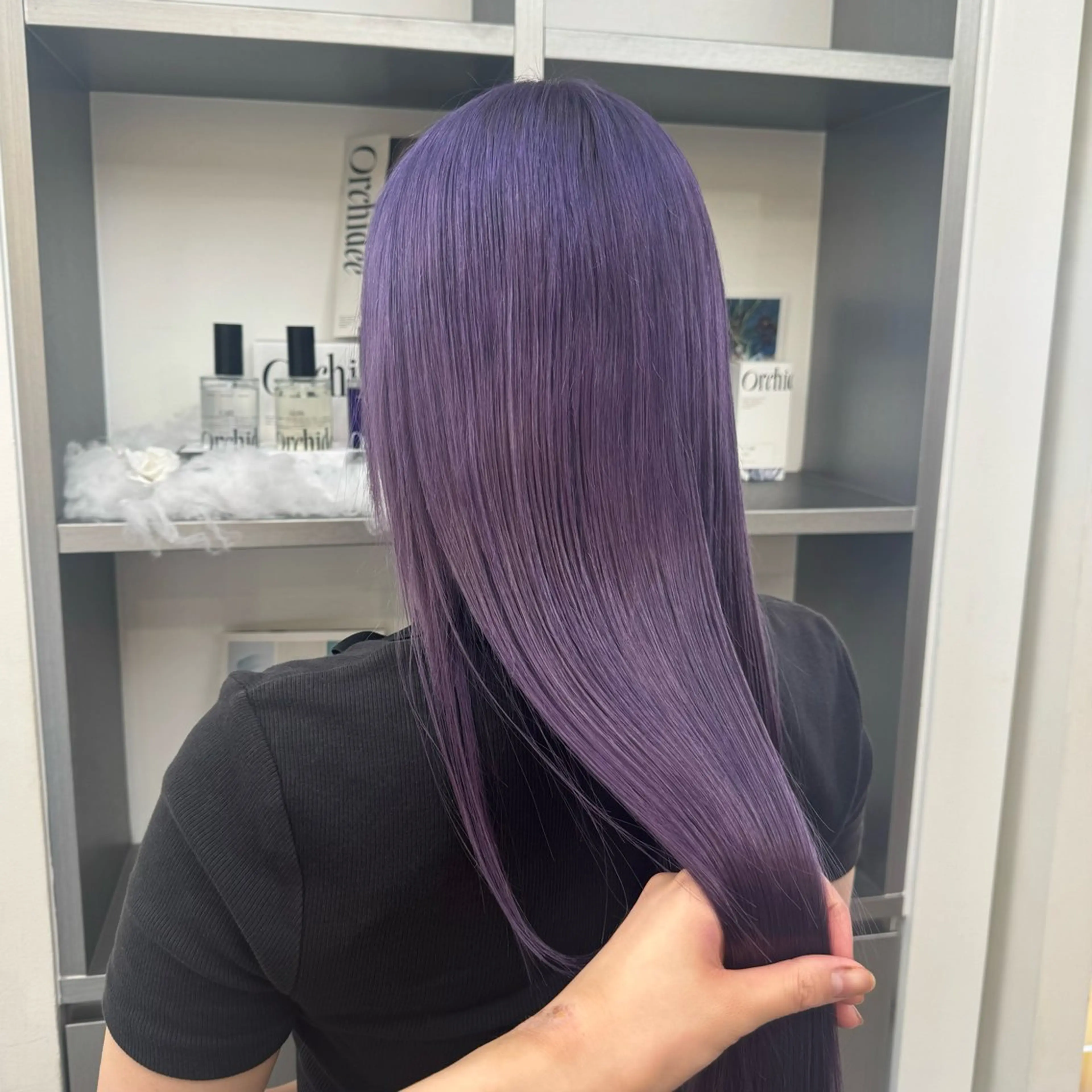 セミロング カラー ヘアカラー トリートメント 🌼動き×透明感🩵 ハイトーン/ナナのヘアスタイル