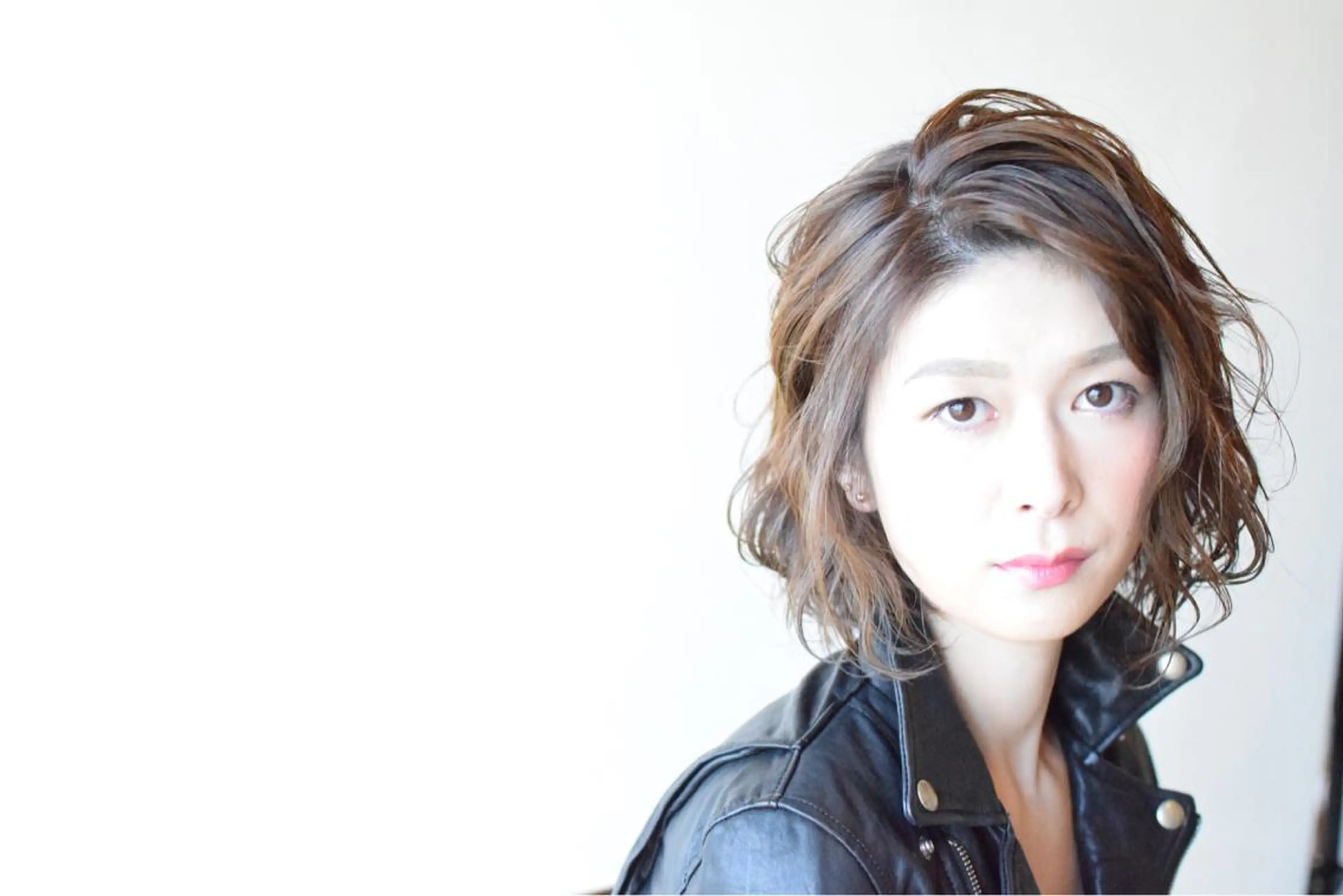 ミディアム カラー パーマ 今泉 直裕のヘアスタイル