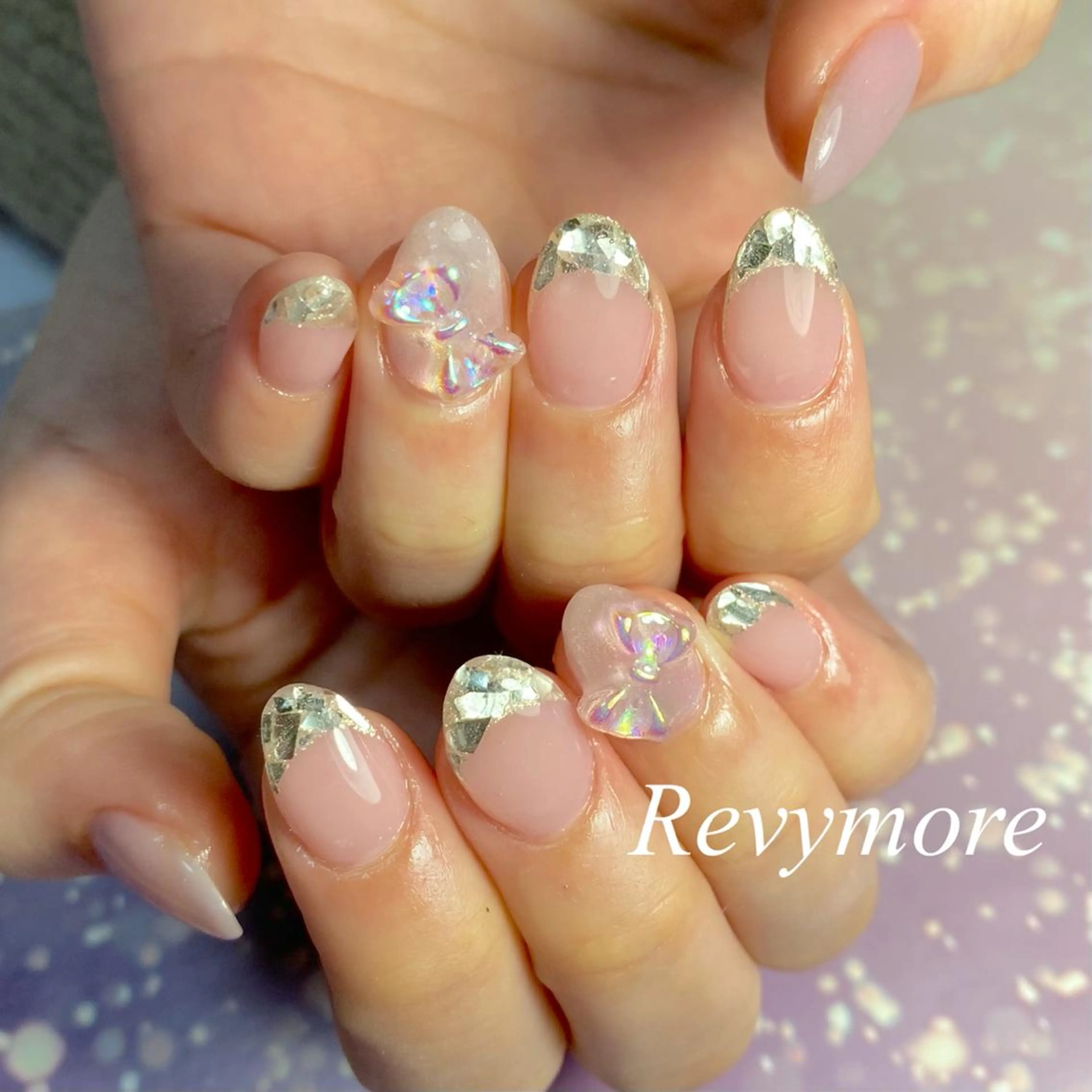 ショート ネイル フレンチネイル ジェルネイル ガラスフレンチ キラキラネイル マグネットネイル nail salon Revymore所属・nail salon Revymoreのネイルデザイン
