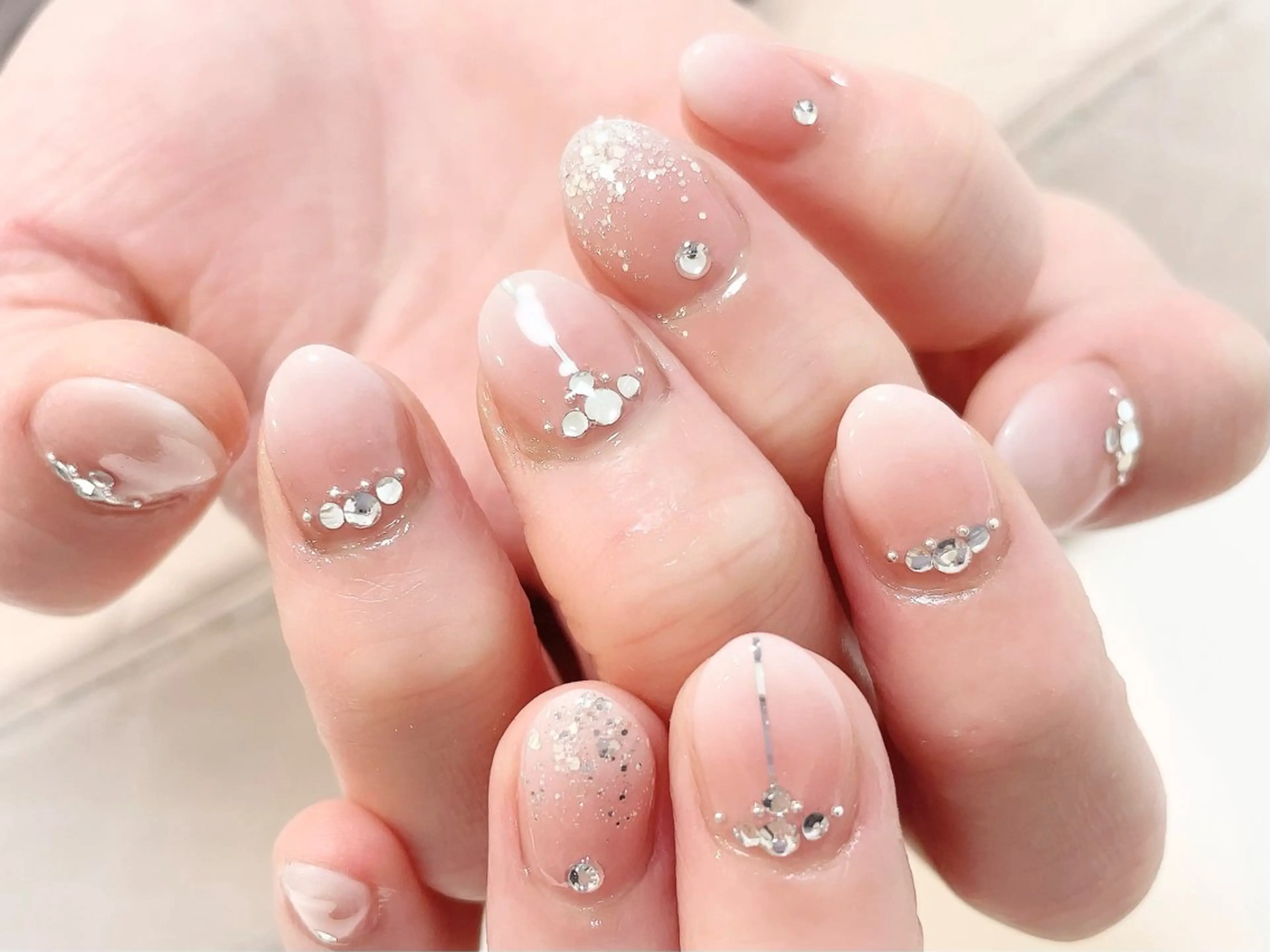 ネイル manis .のネイルデザイン