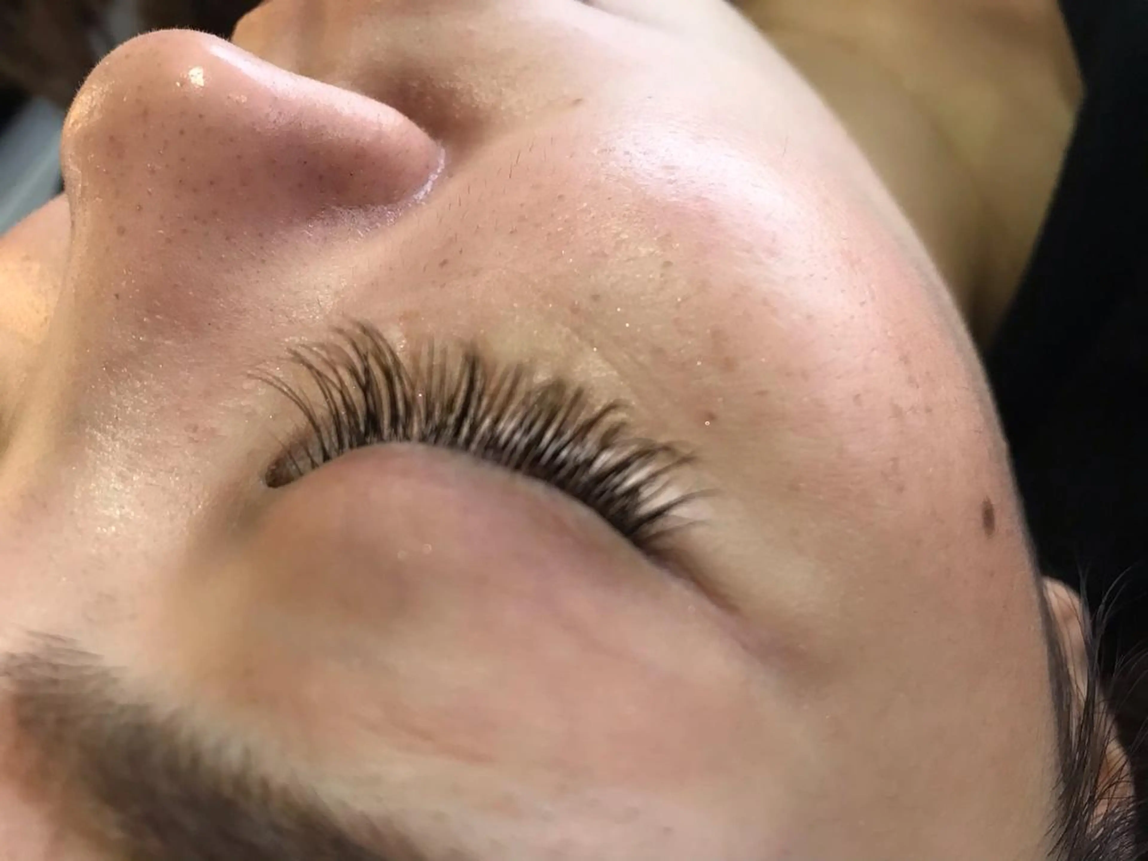 マツエク・マツパ 保子 祐里香のヘアスタイル