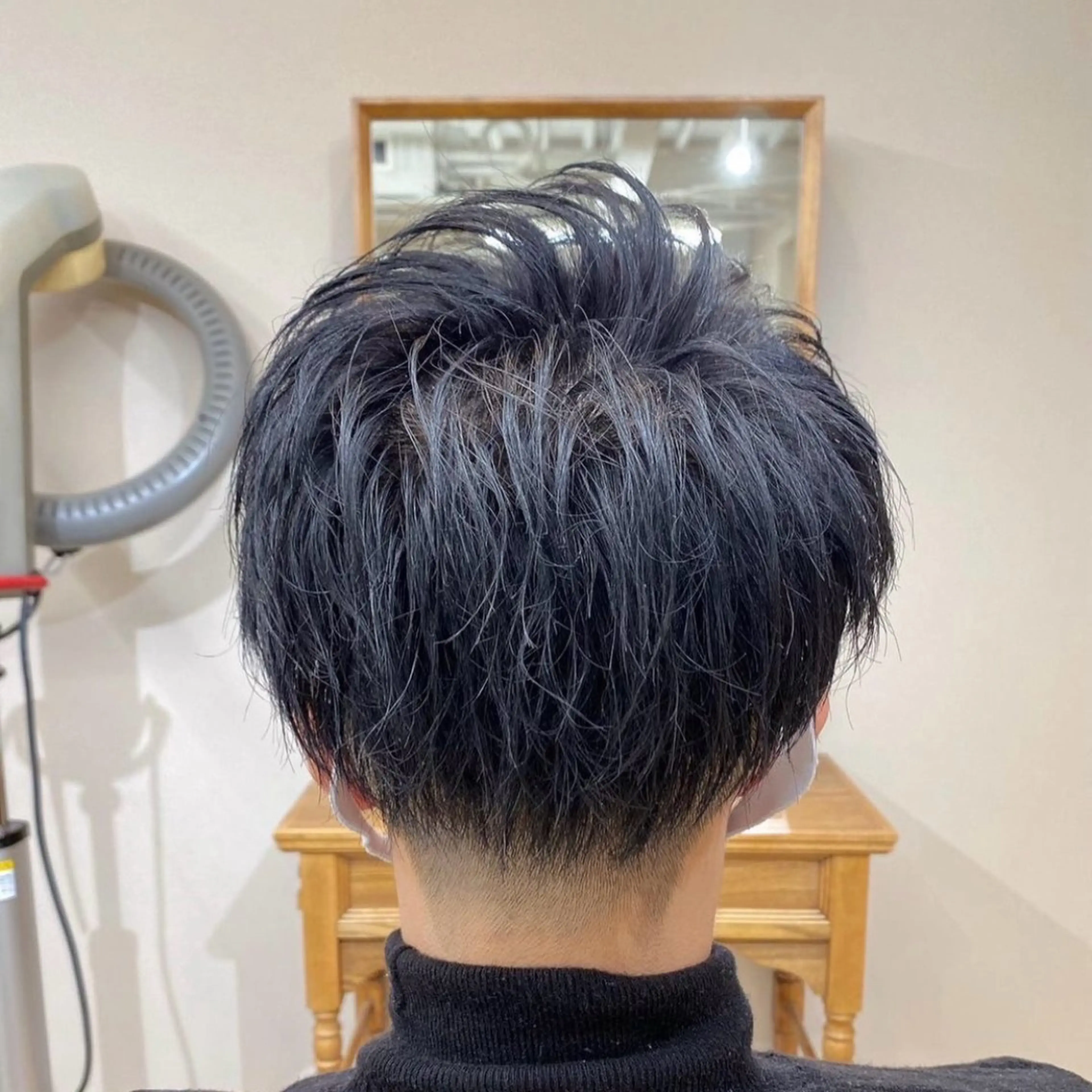 ショート カラー メンズ 西山 良波のヘアスタイル