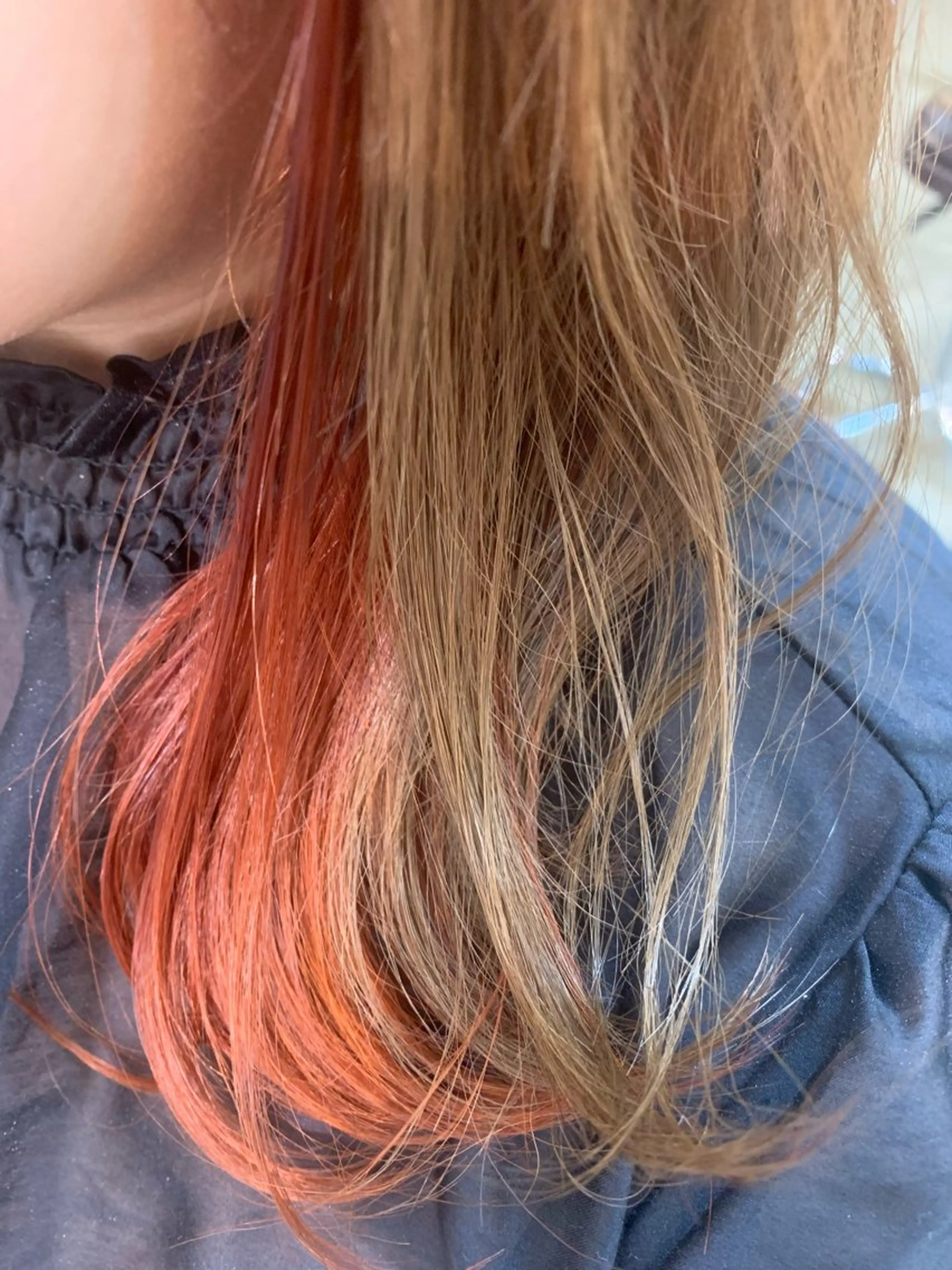 セミロング ヘアカラー na tsukiのヘアスタイル