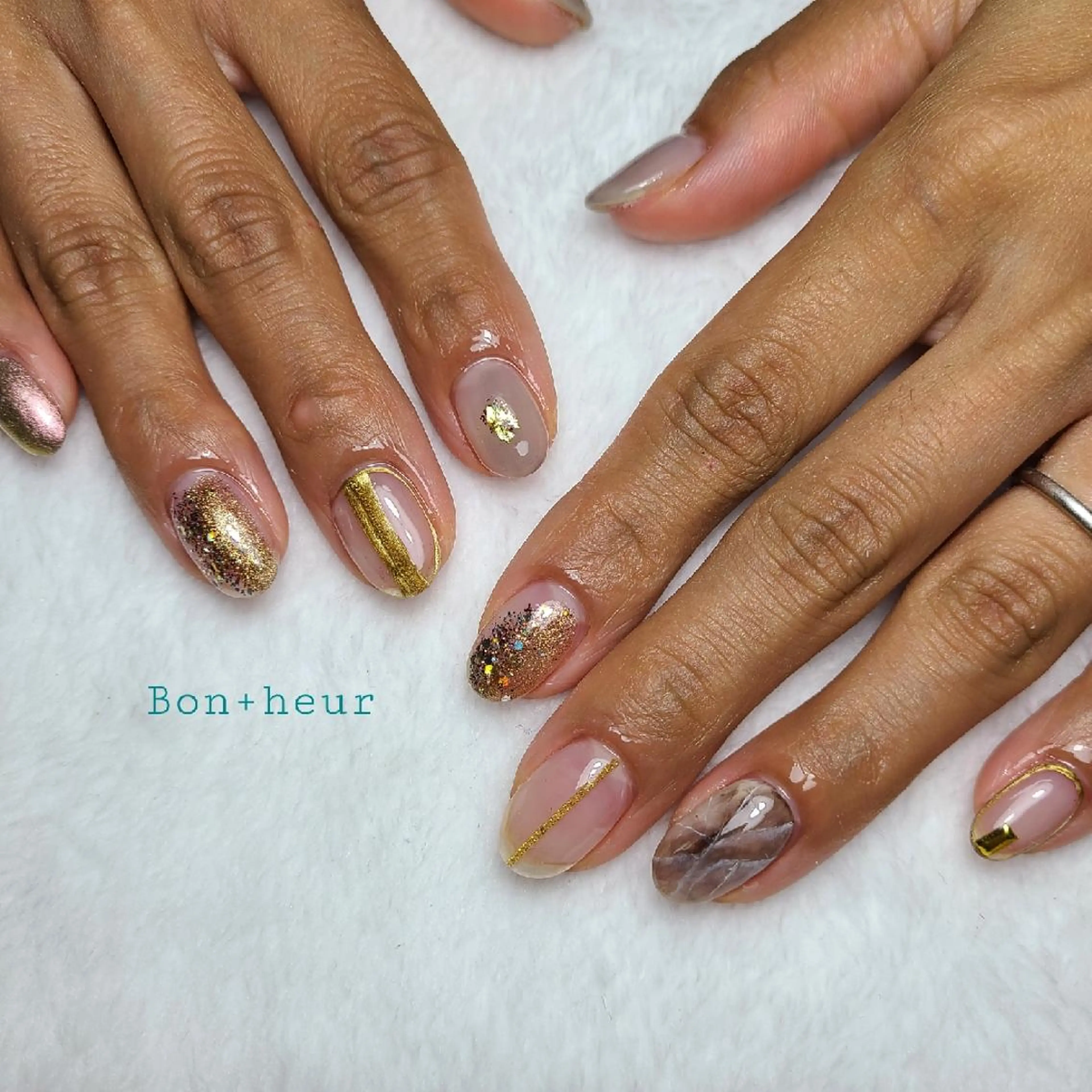 ネイル アートネイル クリアネイル ジェルネイル ラメ(グリッター) 大理石ネイル(マーブル) ハンドネイル 宮口 紗子のネイルデザイン