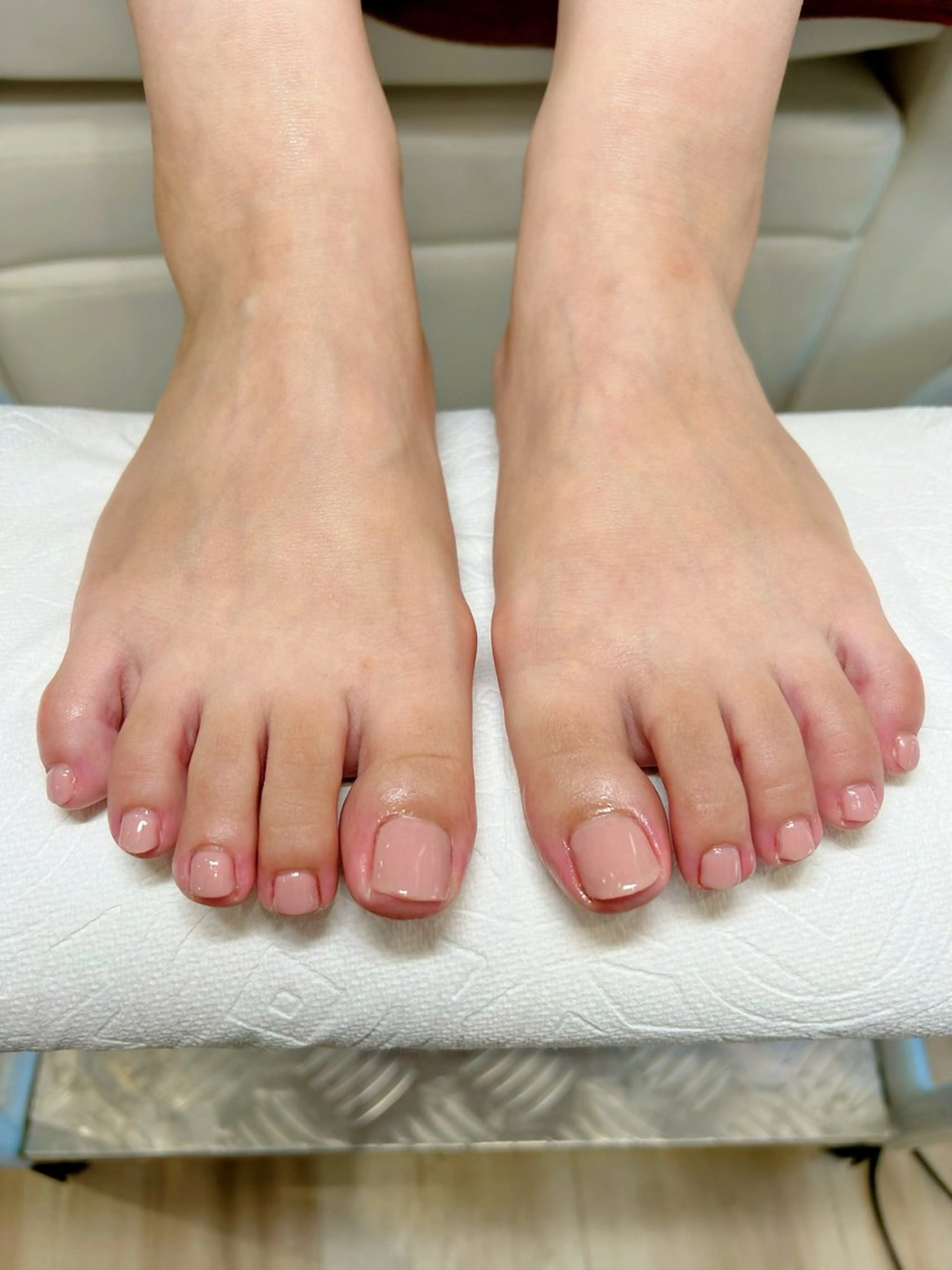 ネイル フットネイル 氷ネイル・うるうるネイル ワンカラーネイル シンプルネイル nail salon＆school felice所属・フェリーチェ瑞江店 新山のネイルデザイン