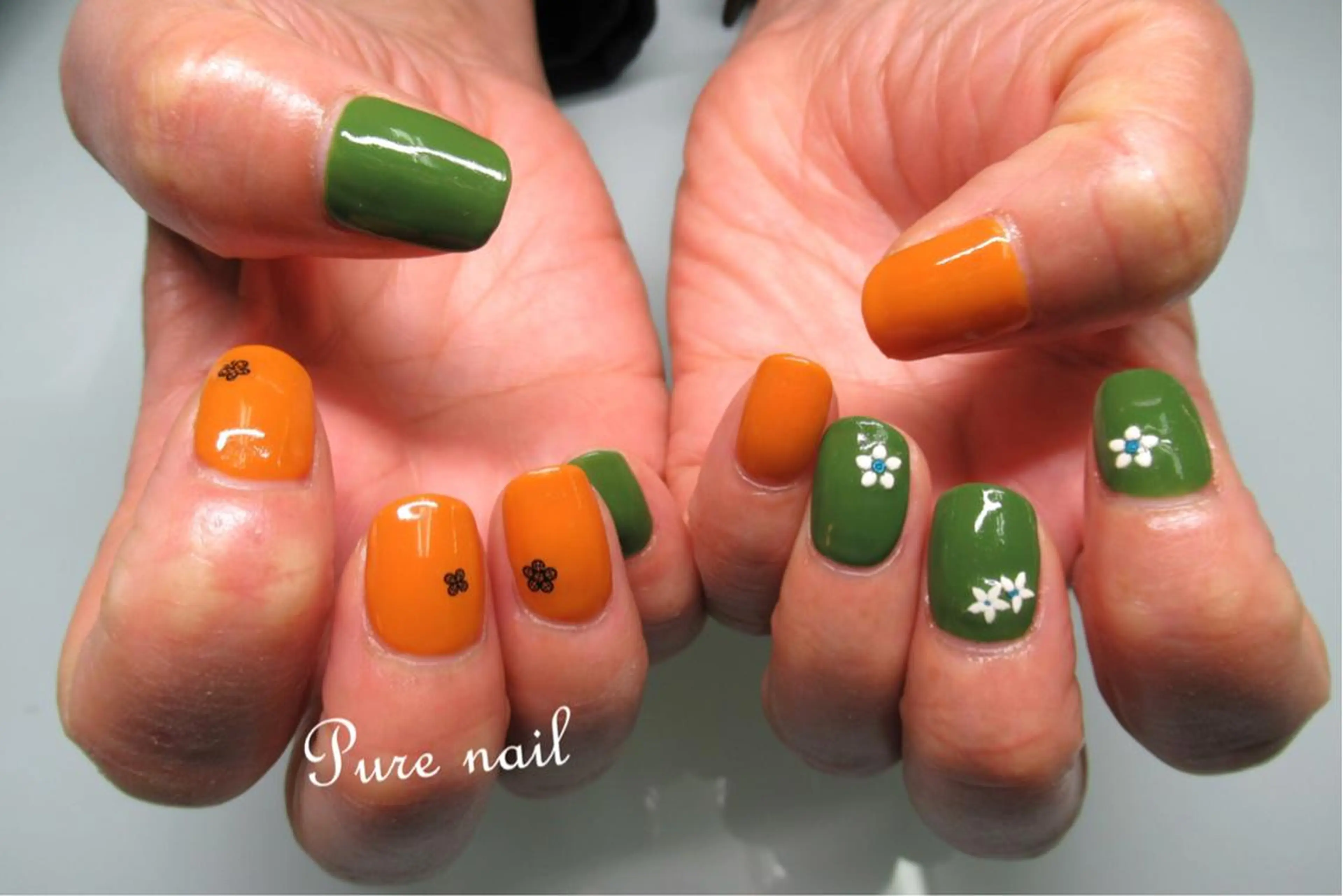 ネイル シンプルネイル feliz salonのネイルデザイン