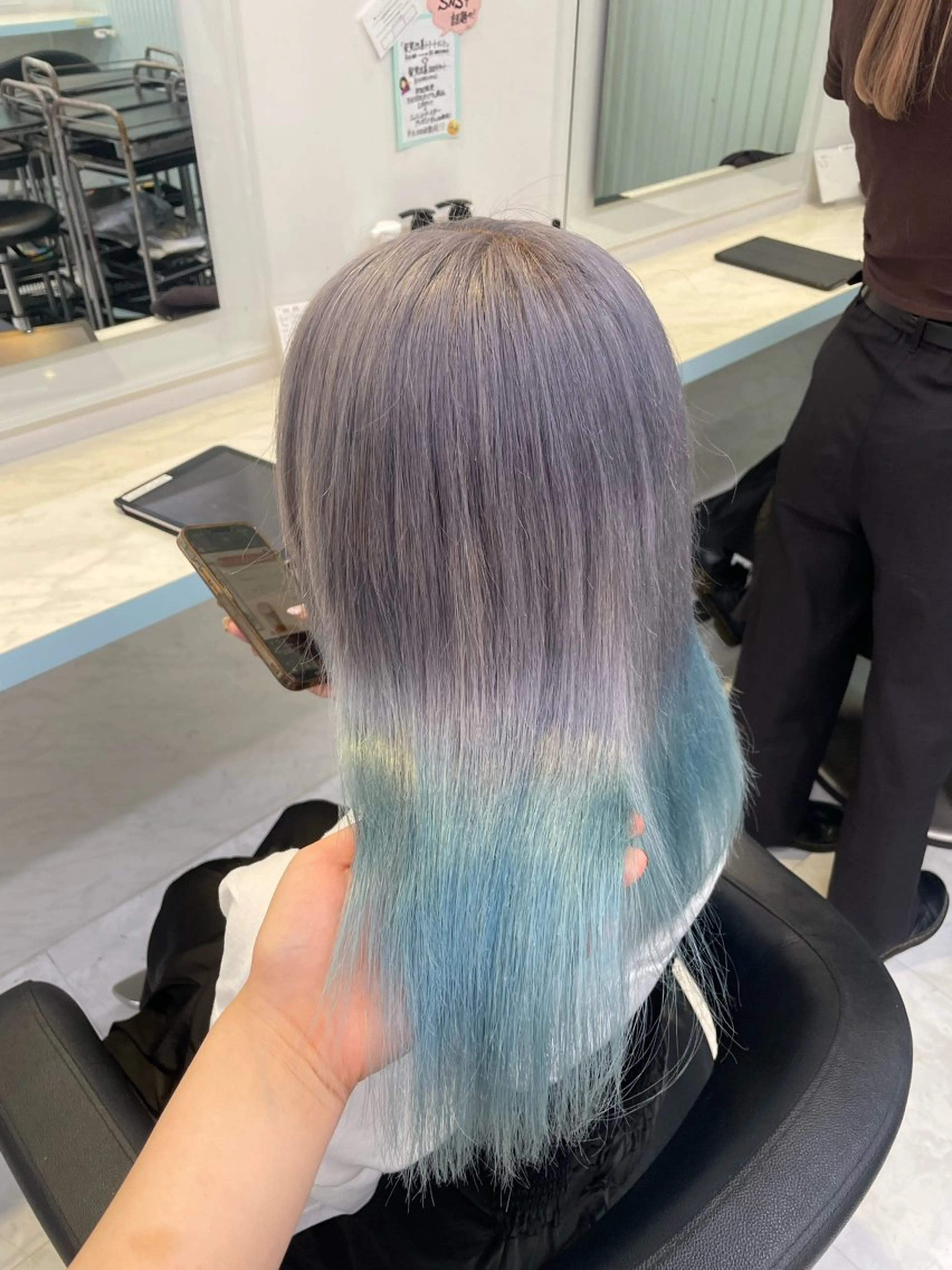 セミロング カラー ヘアカラー トリートメント Salowin池袋East 店3F所属・【美髪矯正/絹髪】 🎀hinano🎀のヘアスタイル