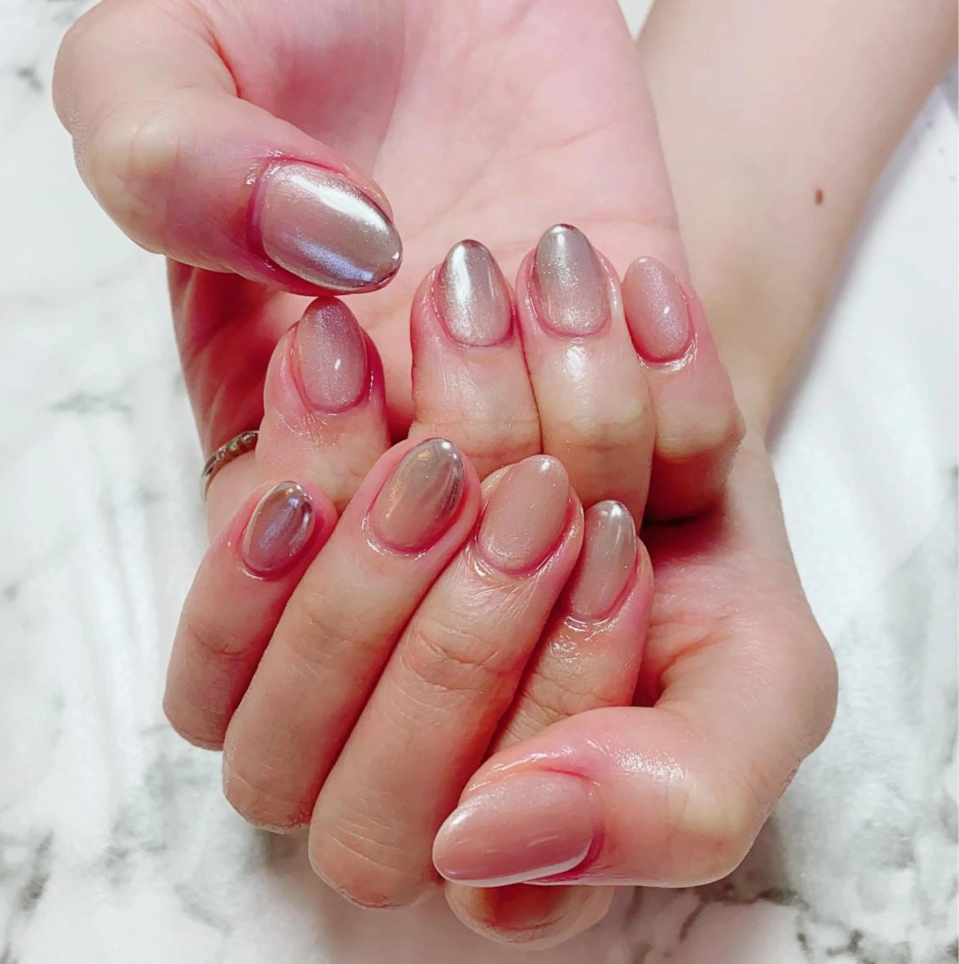 カラー ネイル グラデーションカラー ジェルネイル グラデーション ミラーネイル パラジェル Q Free nailsのネイルデザイン